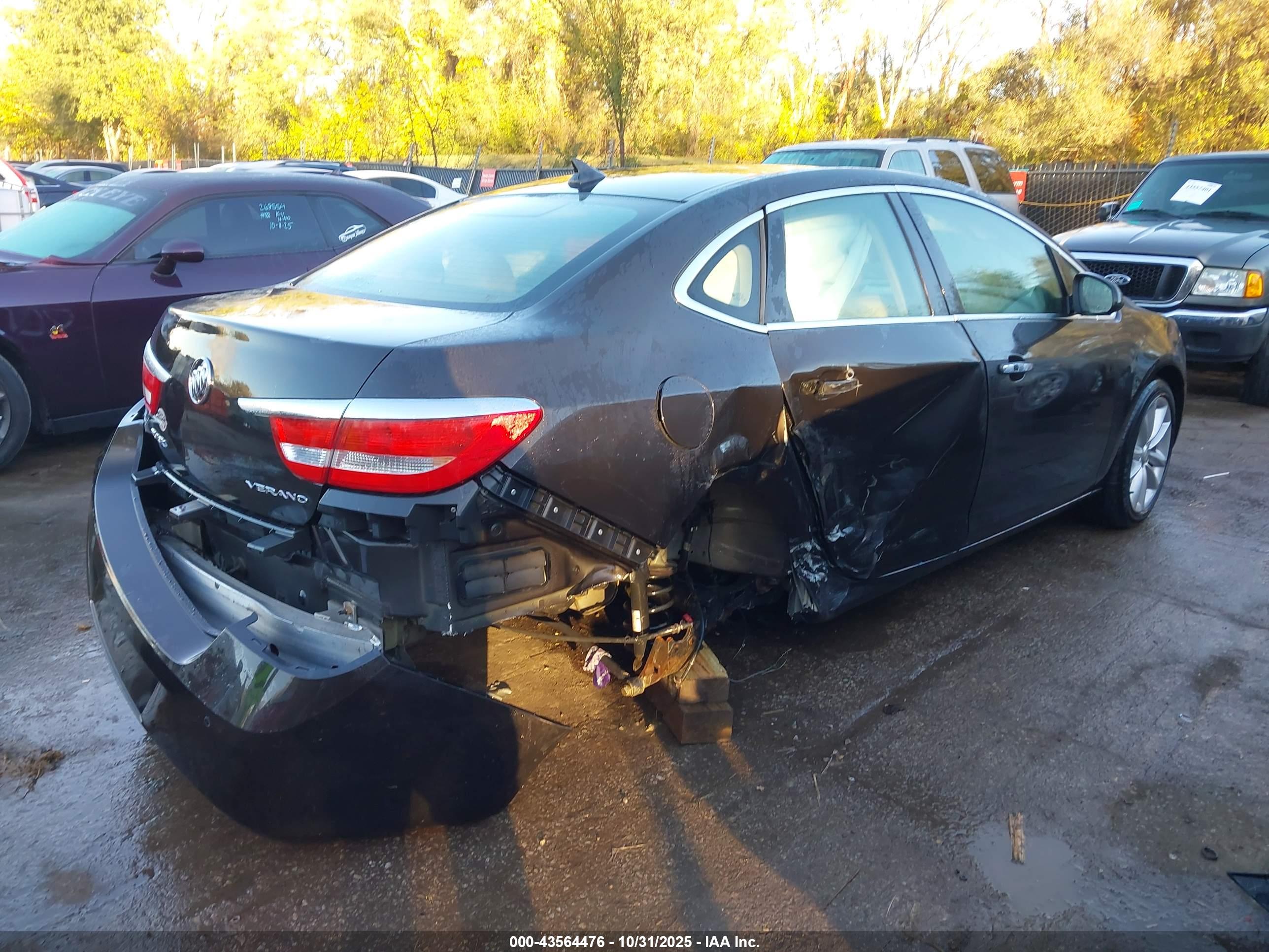 BUICK VERANO image 4