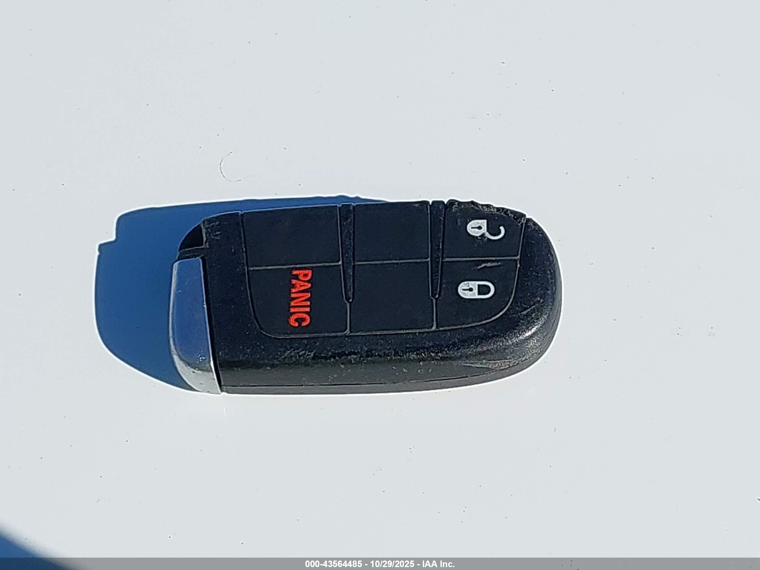 JEEP GRAND image 11