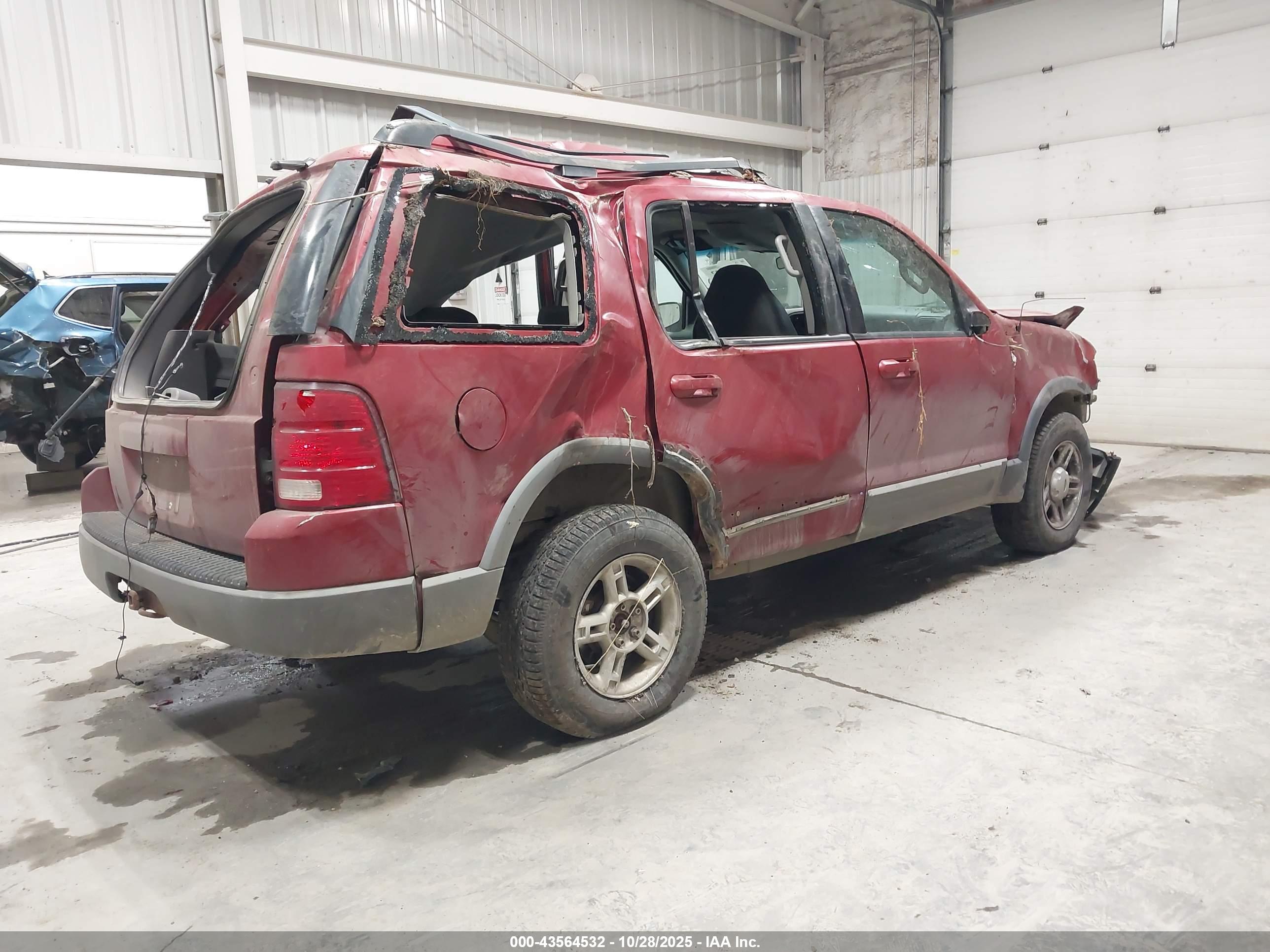 FORD EXPLORER image 4
