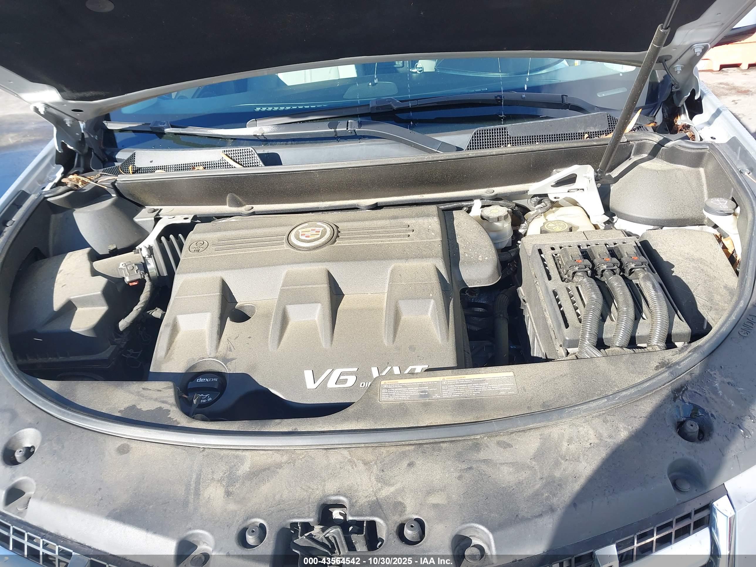 CADILLAC SRX image 10