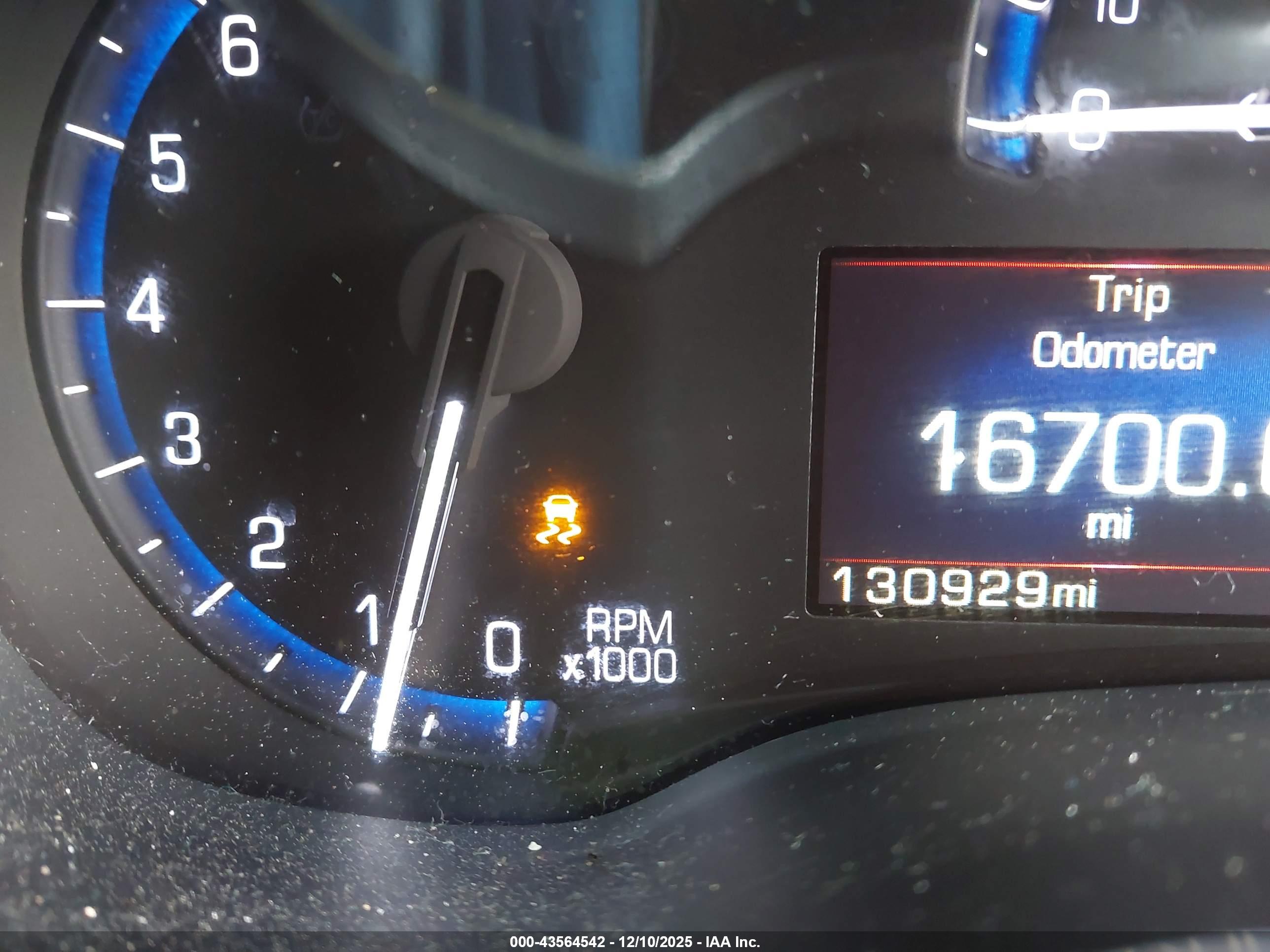 CADILLAC SRX image 7
