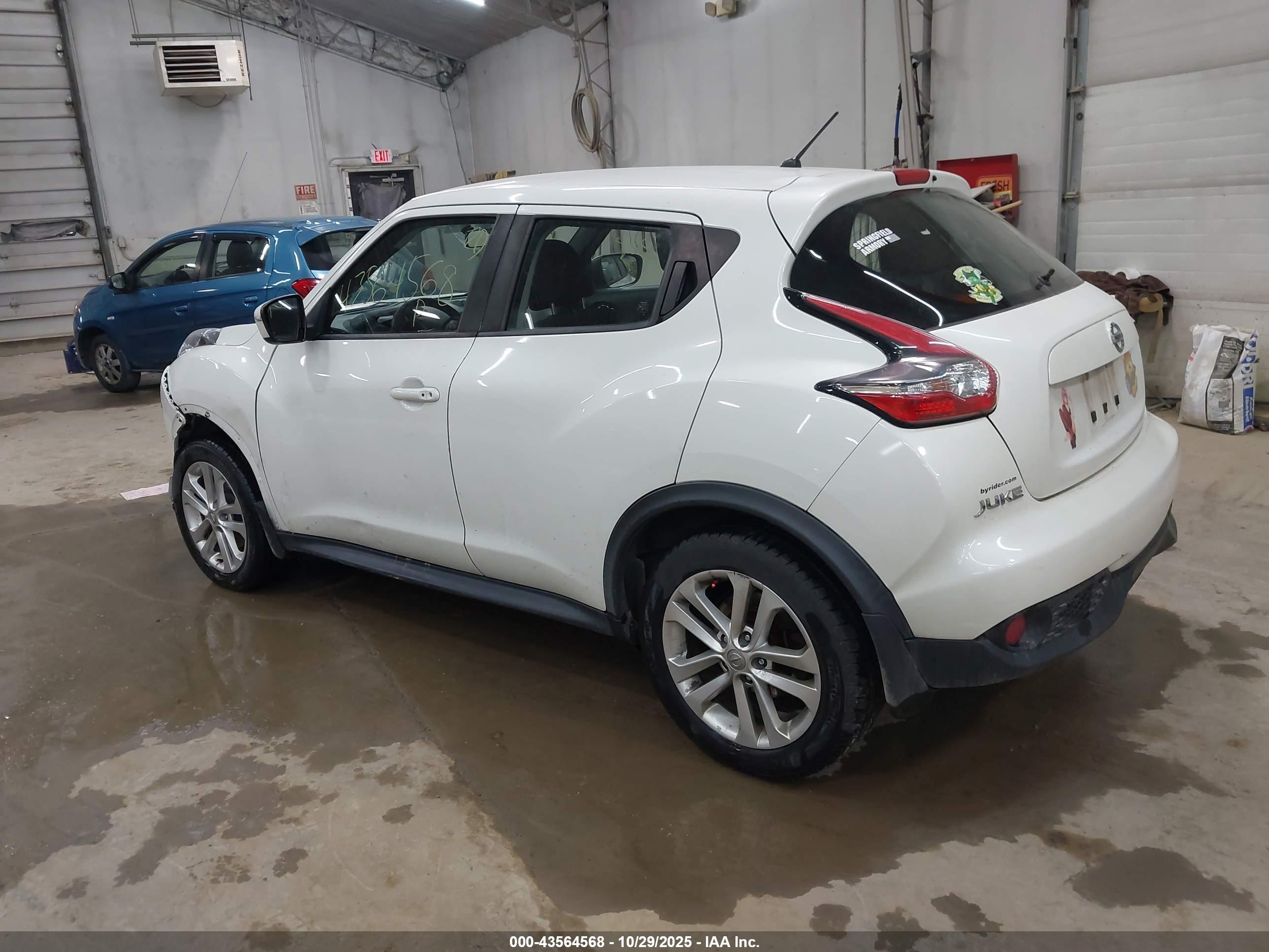 NISSAN JUKE image 3