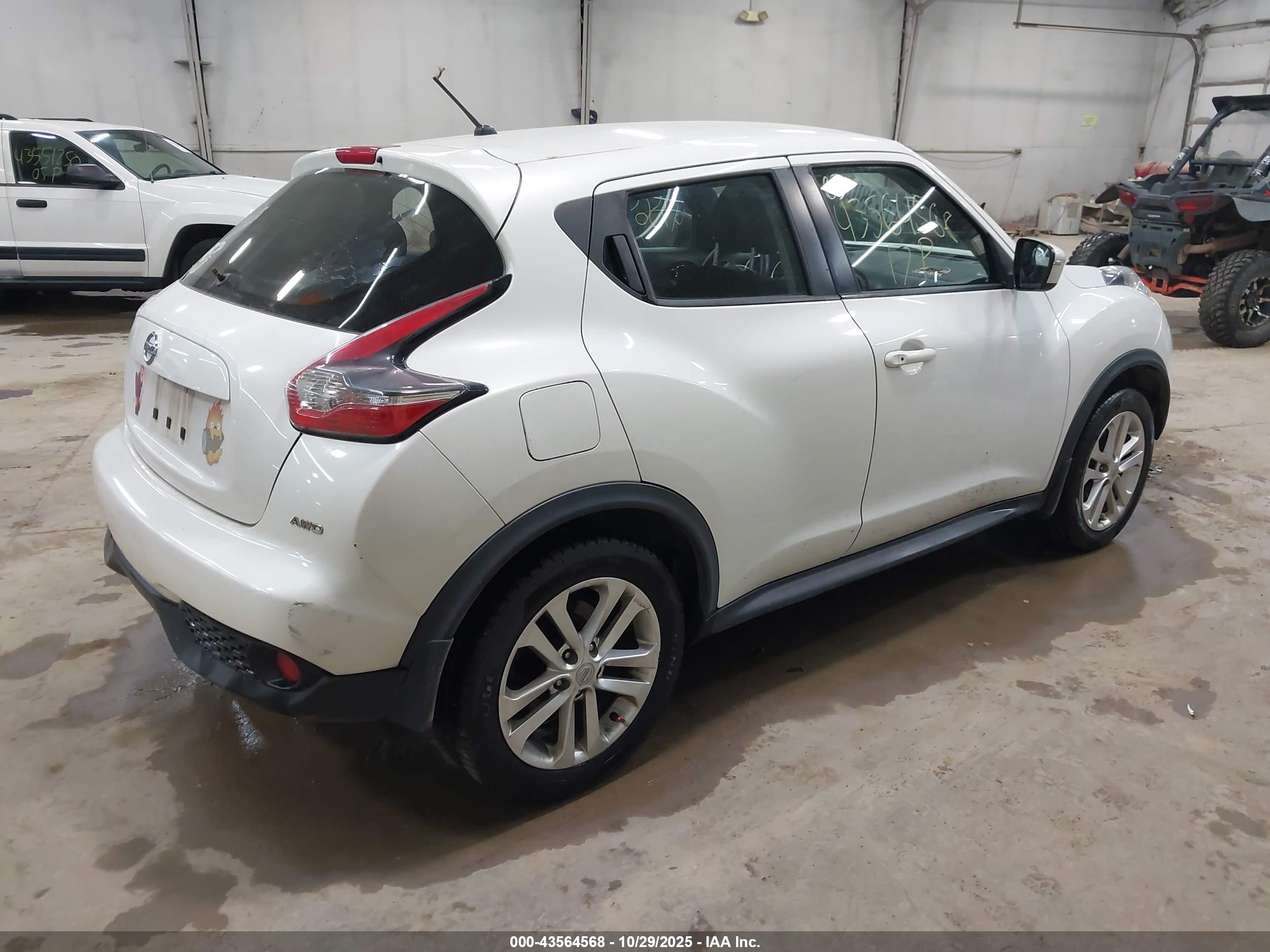 NISSAN JUKE image 4