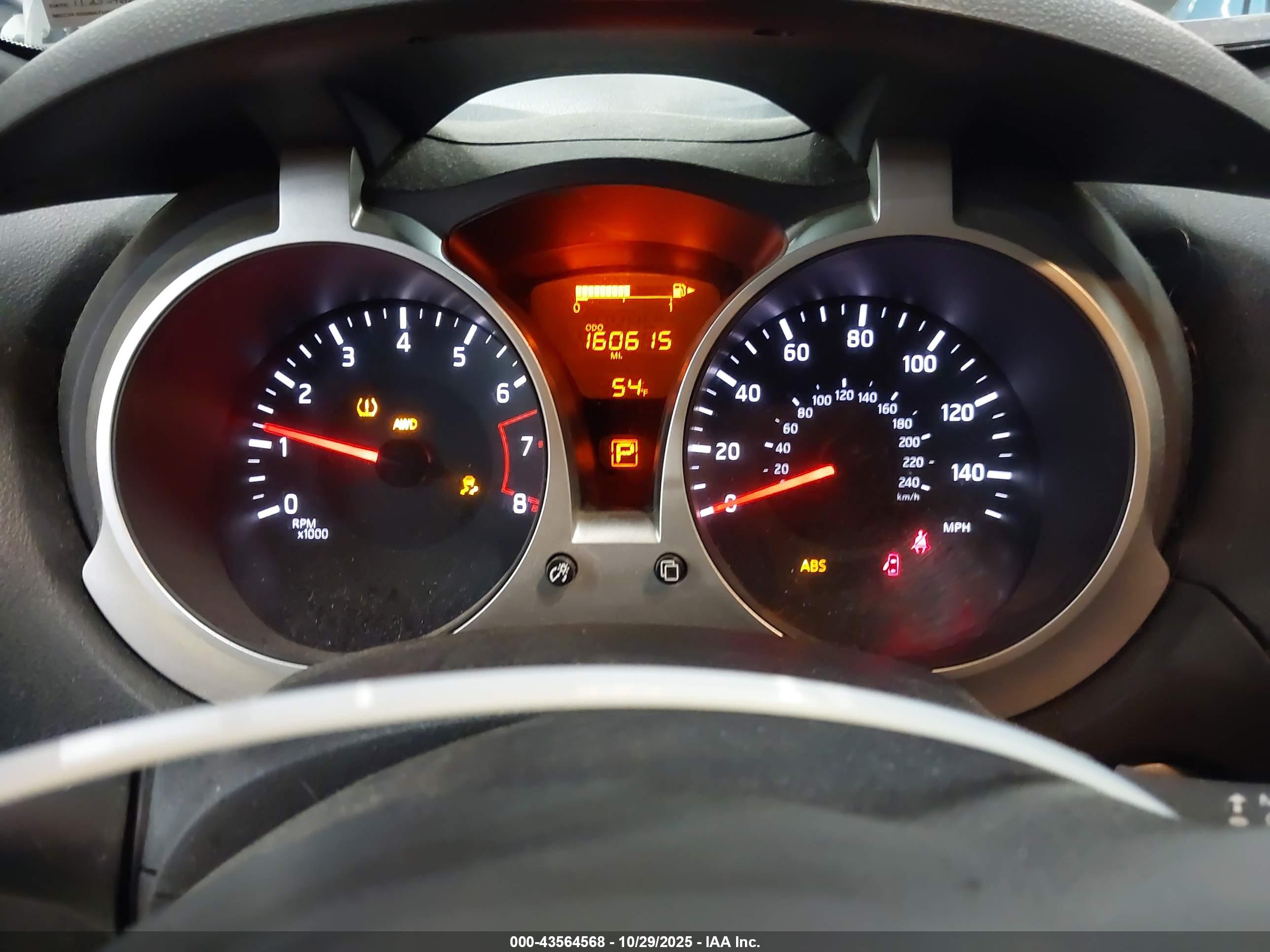 NISSAN JUKE image 7
