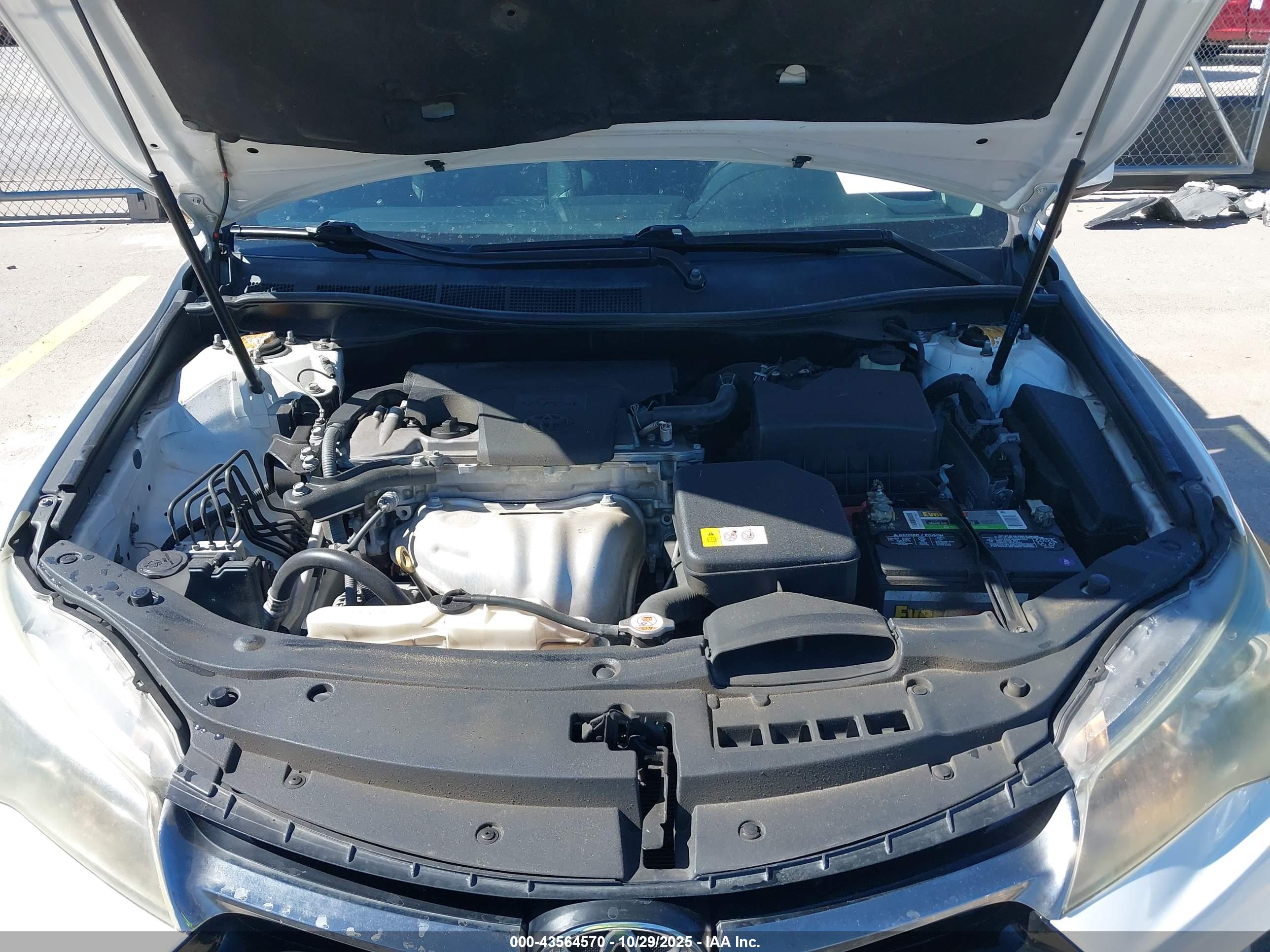 TOYOTA CAMRY image 10