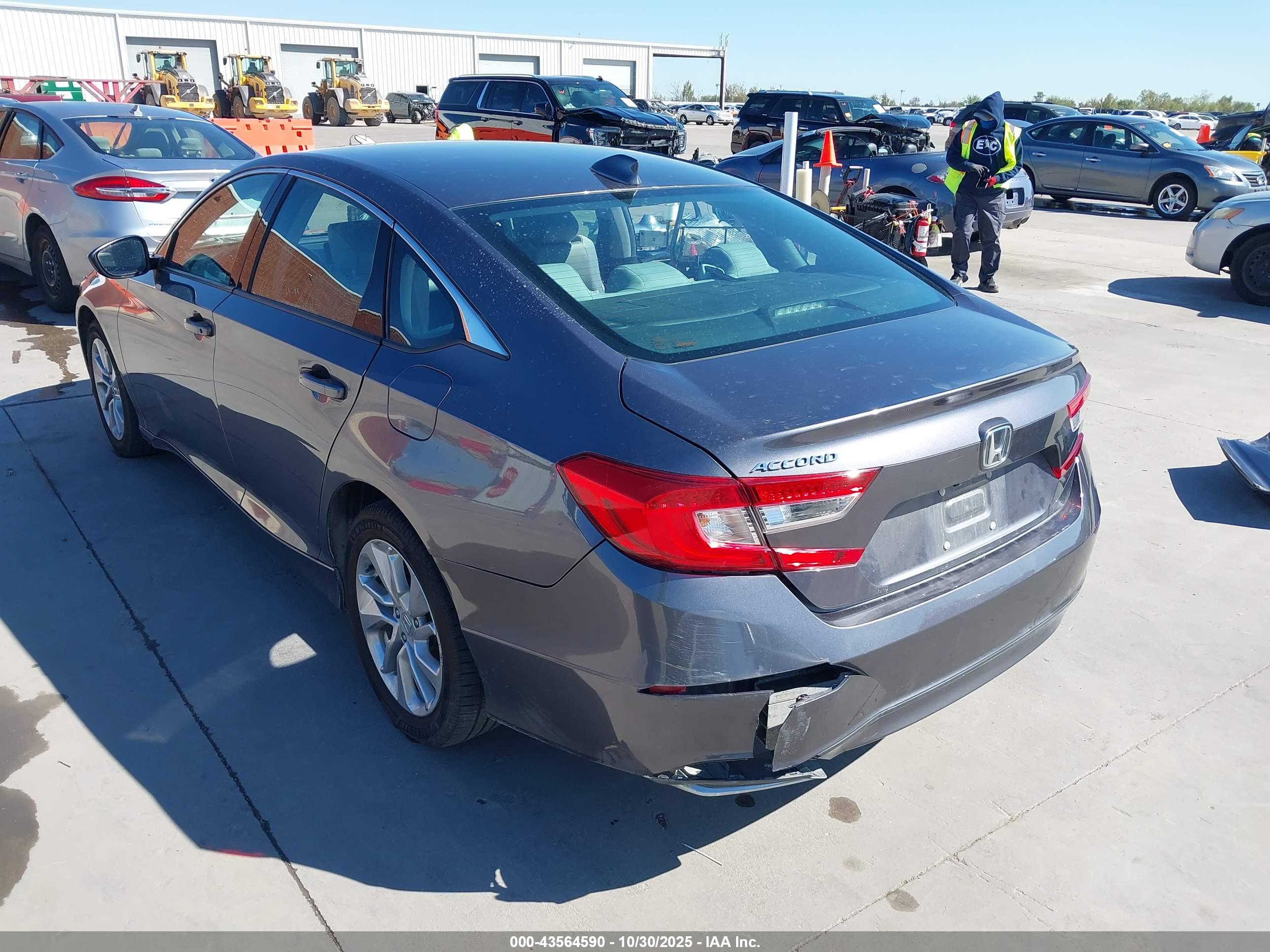 HONDA ACCORD image 3
