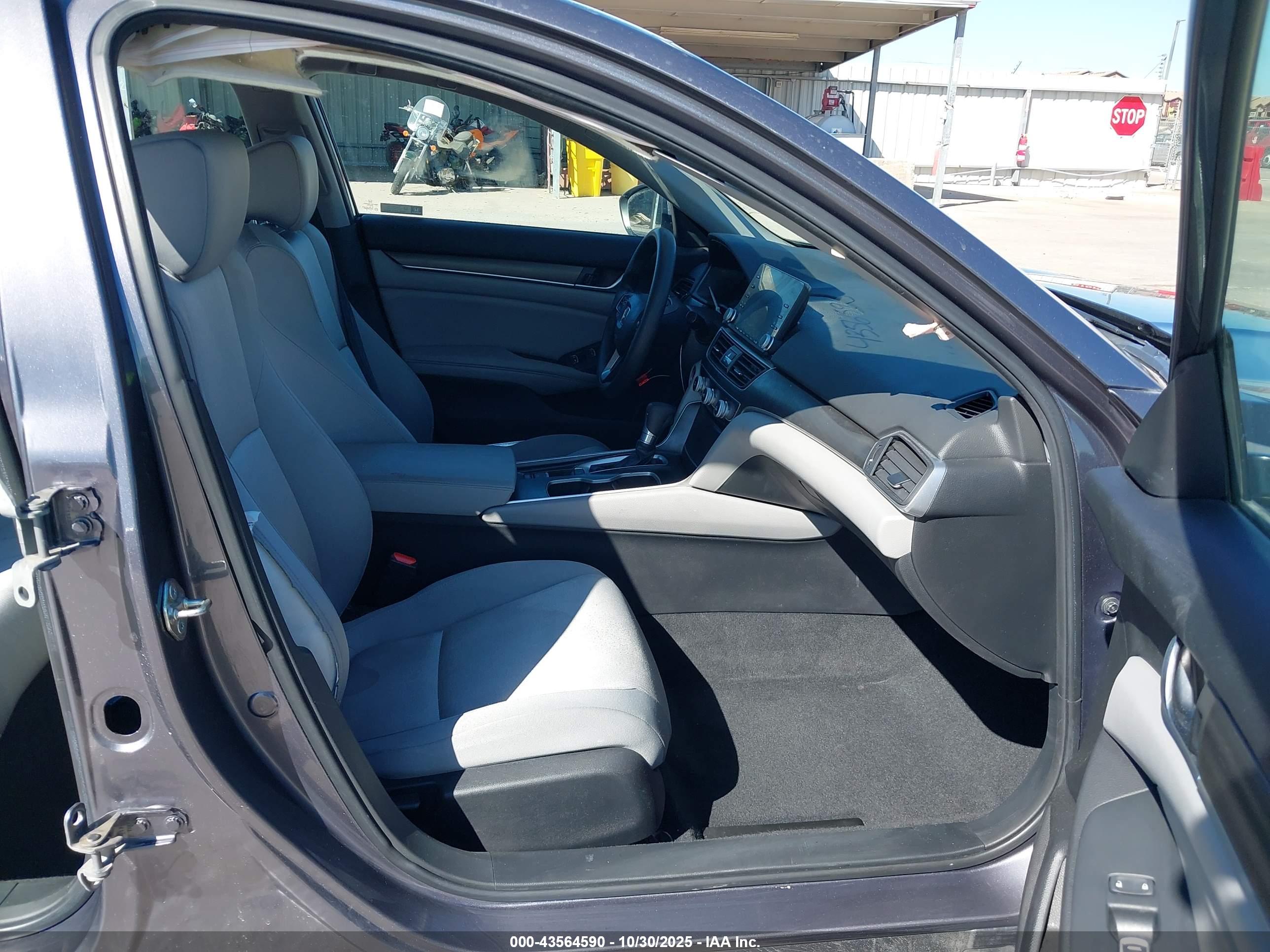 HONDA ACCORD image 5