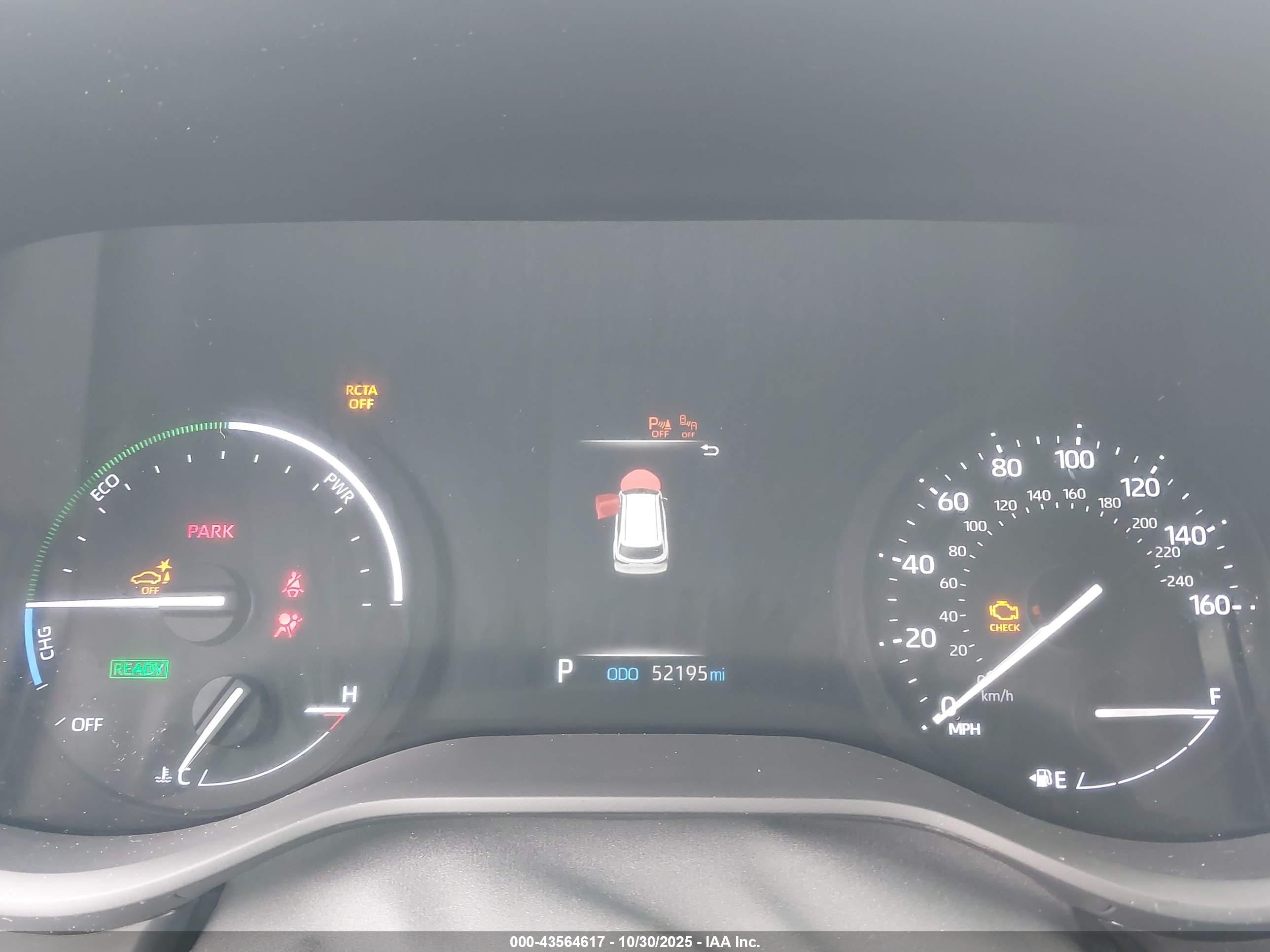 TOYOTA SIENNA image 7