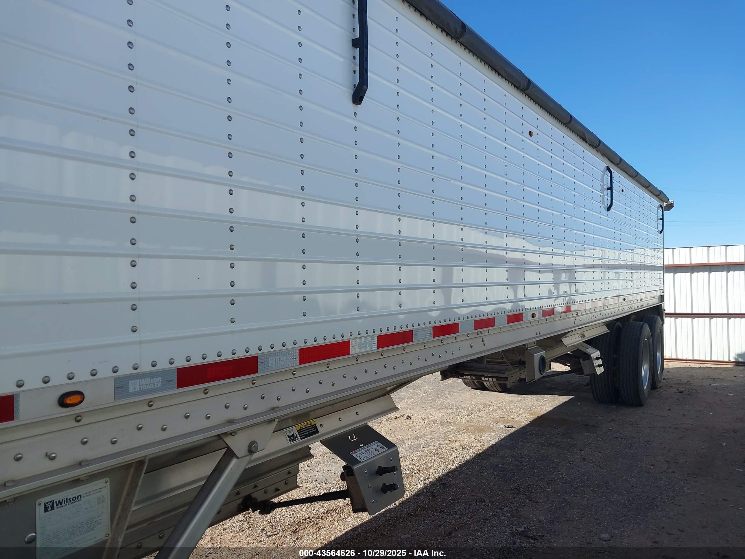 WILSON TRAILER image 8