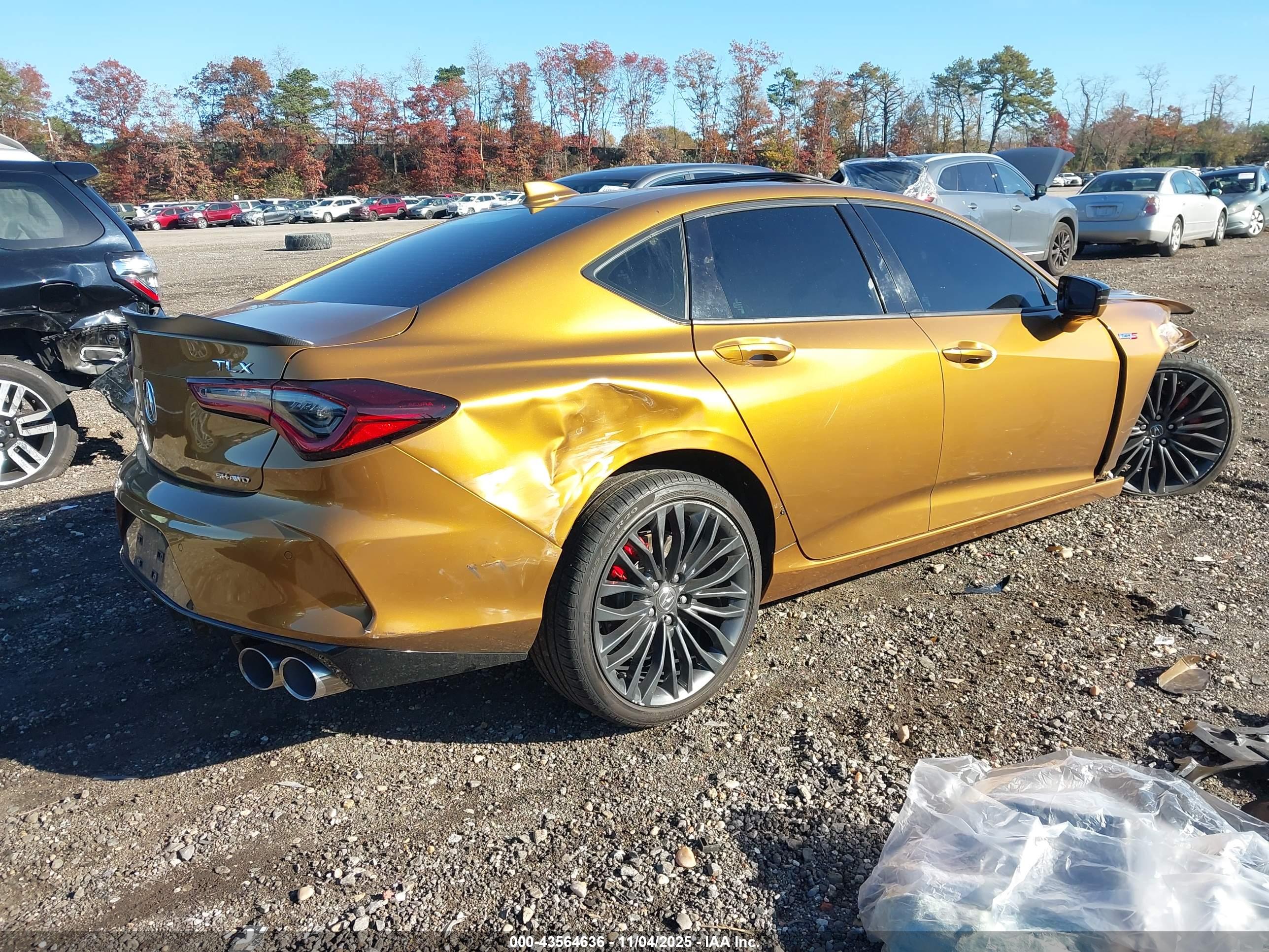 ACURA TLX image 4