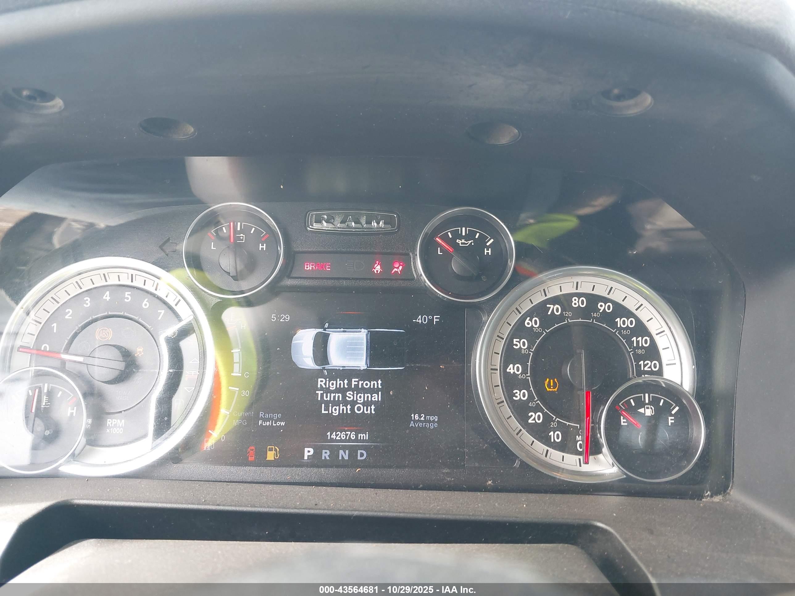 RAM 1500 image 7