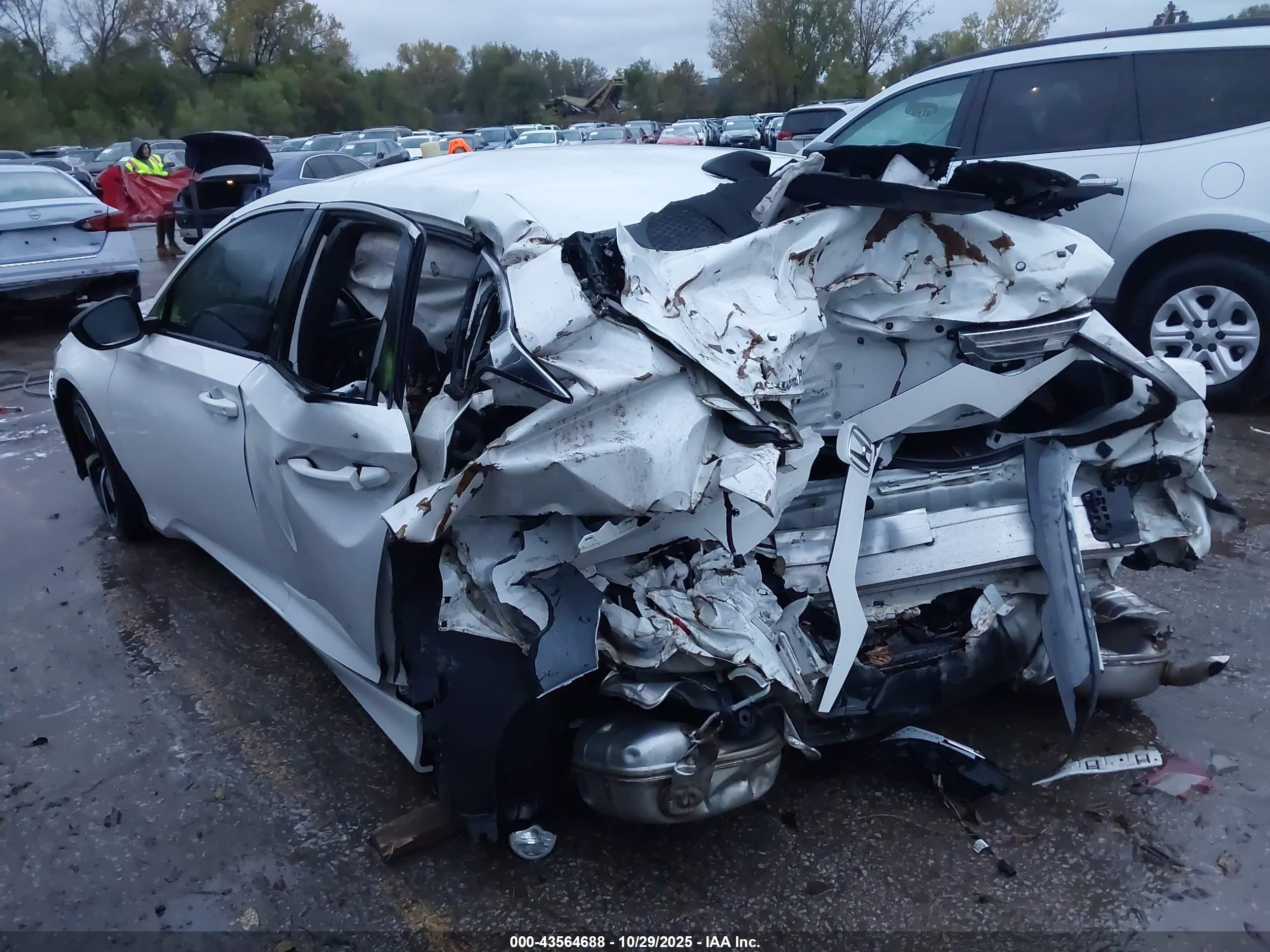 HONDA ACCORD image 3