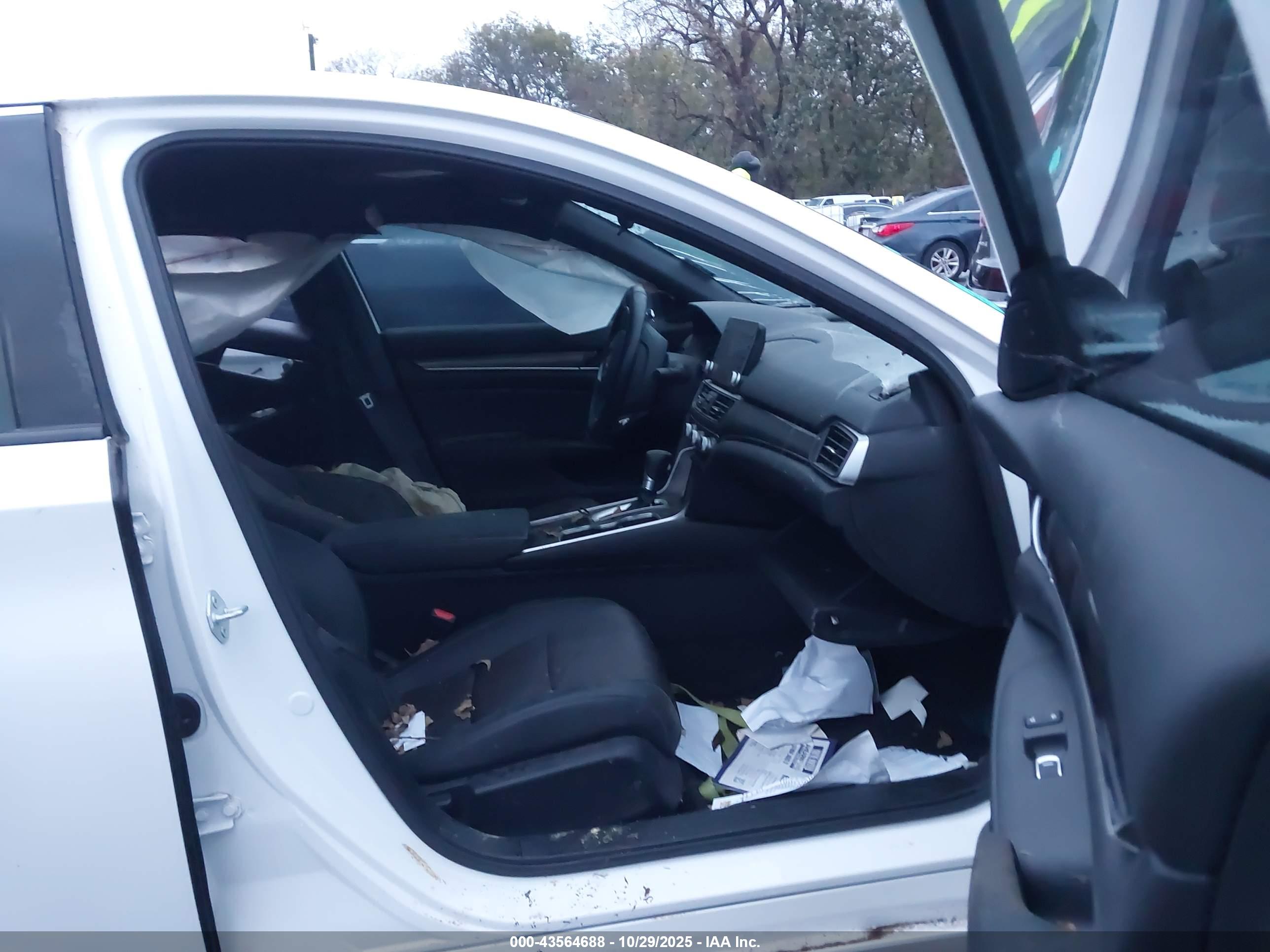 HONDA ACCORD image 5