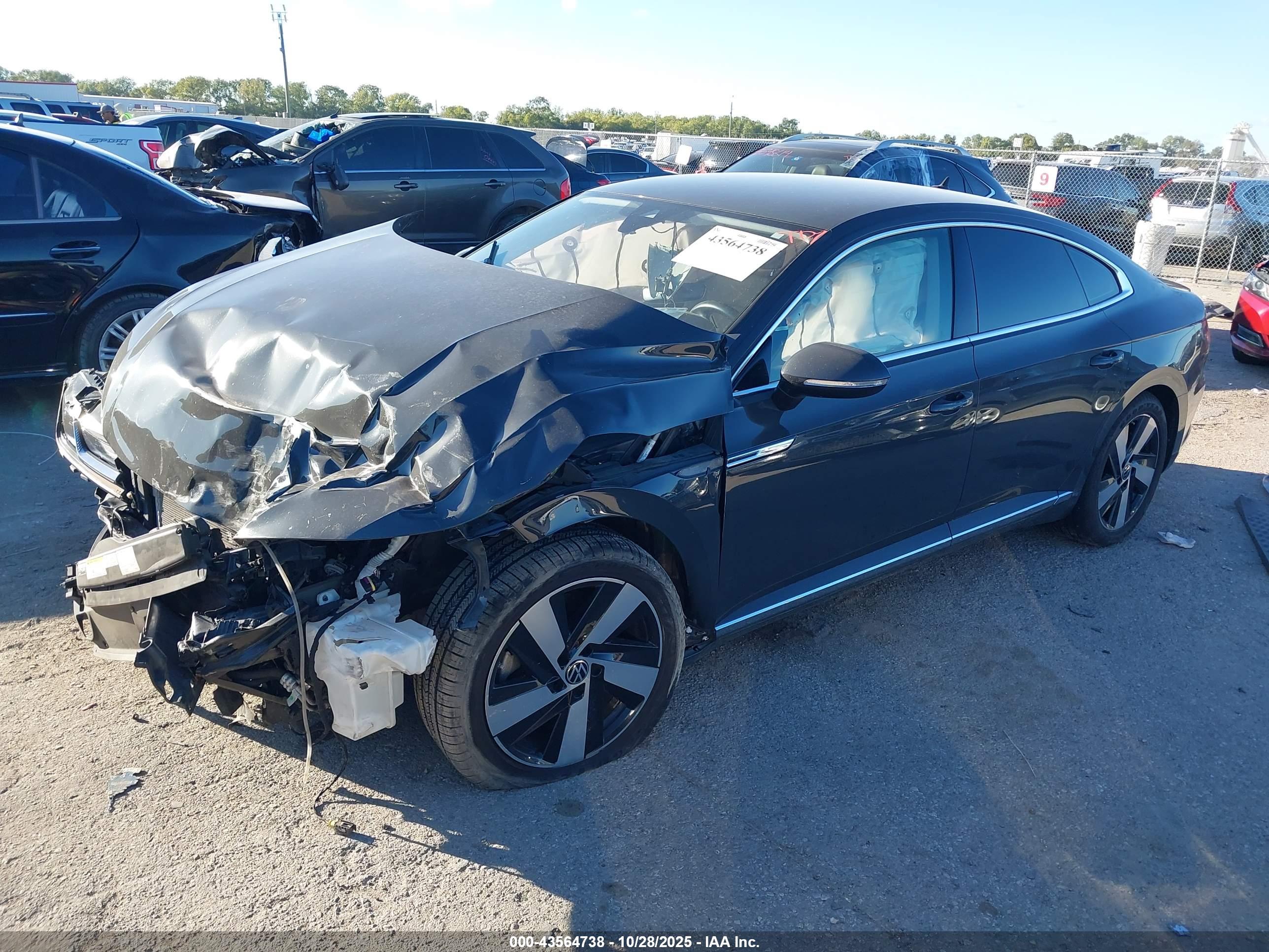 VOLKSWAGEN ARTEON image 2