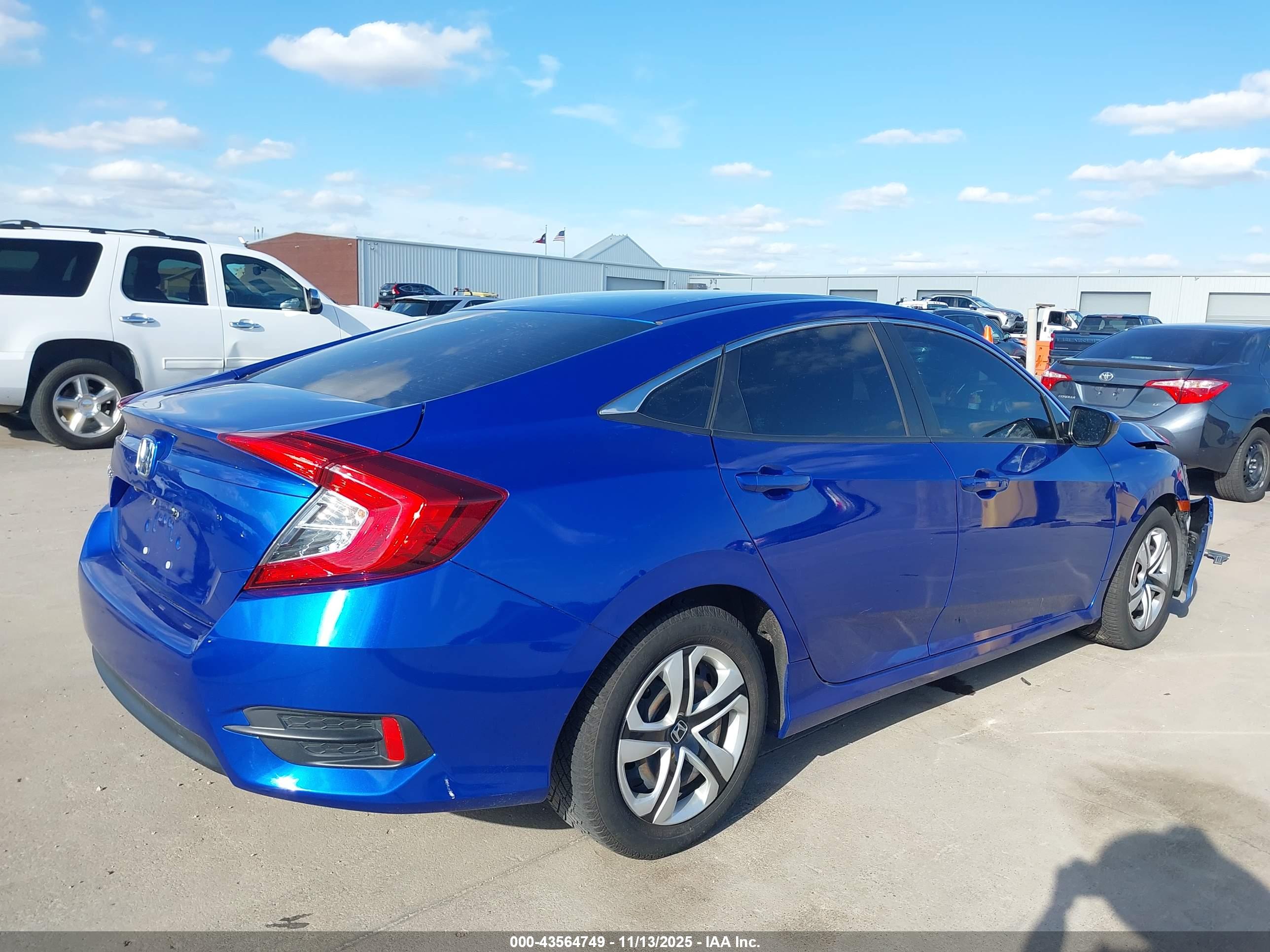 HONDA CIVIC image 4