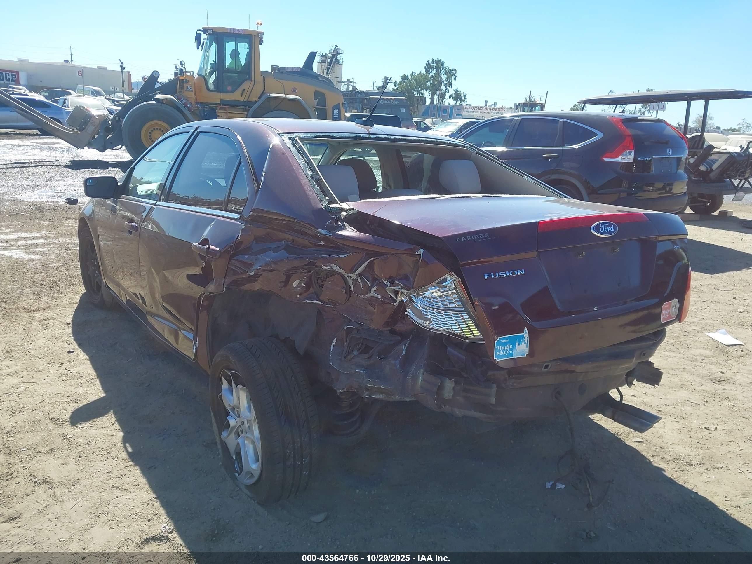 FORD FUSION image 3