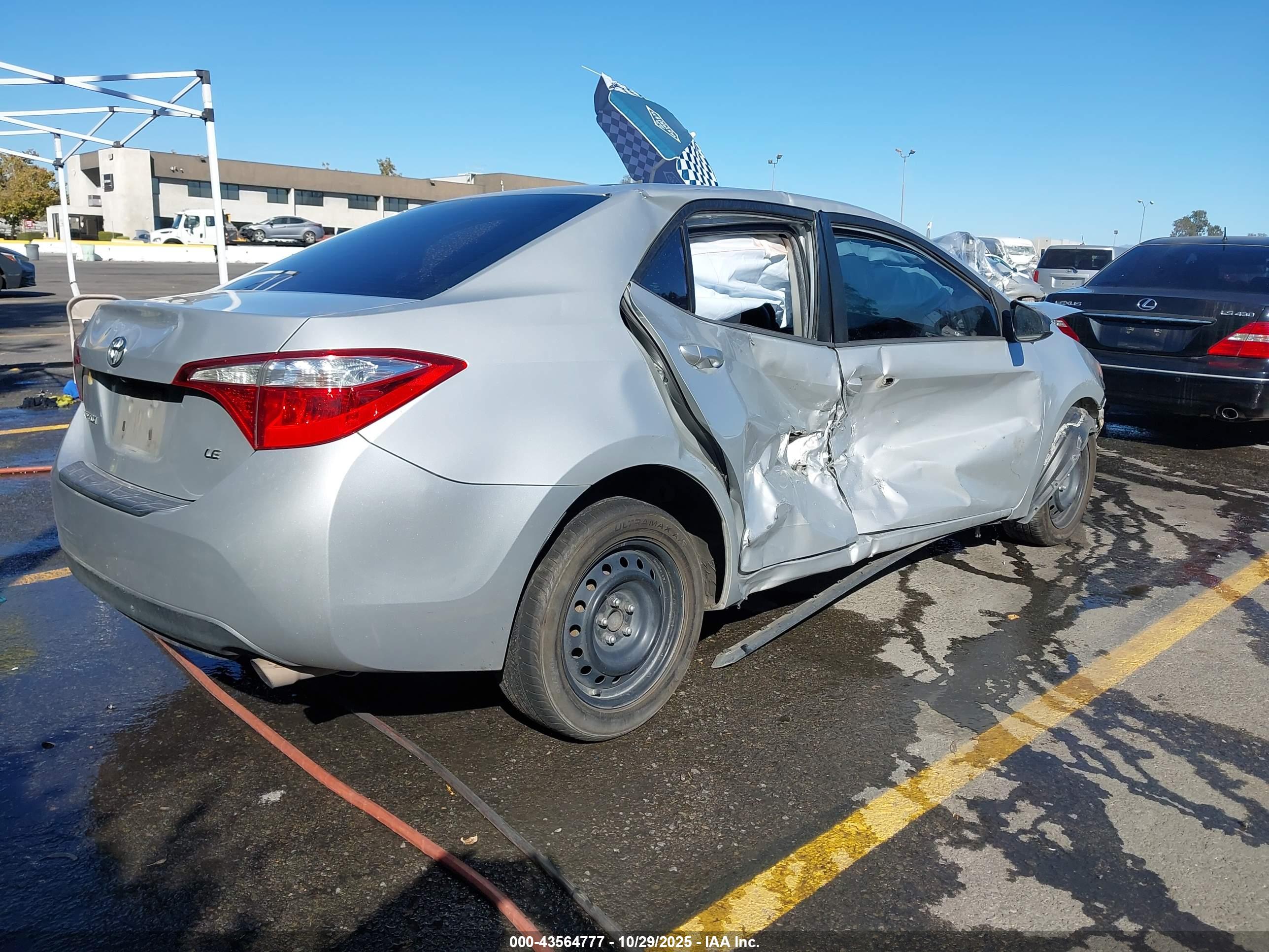 TOYOTA COROLLA image 4