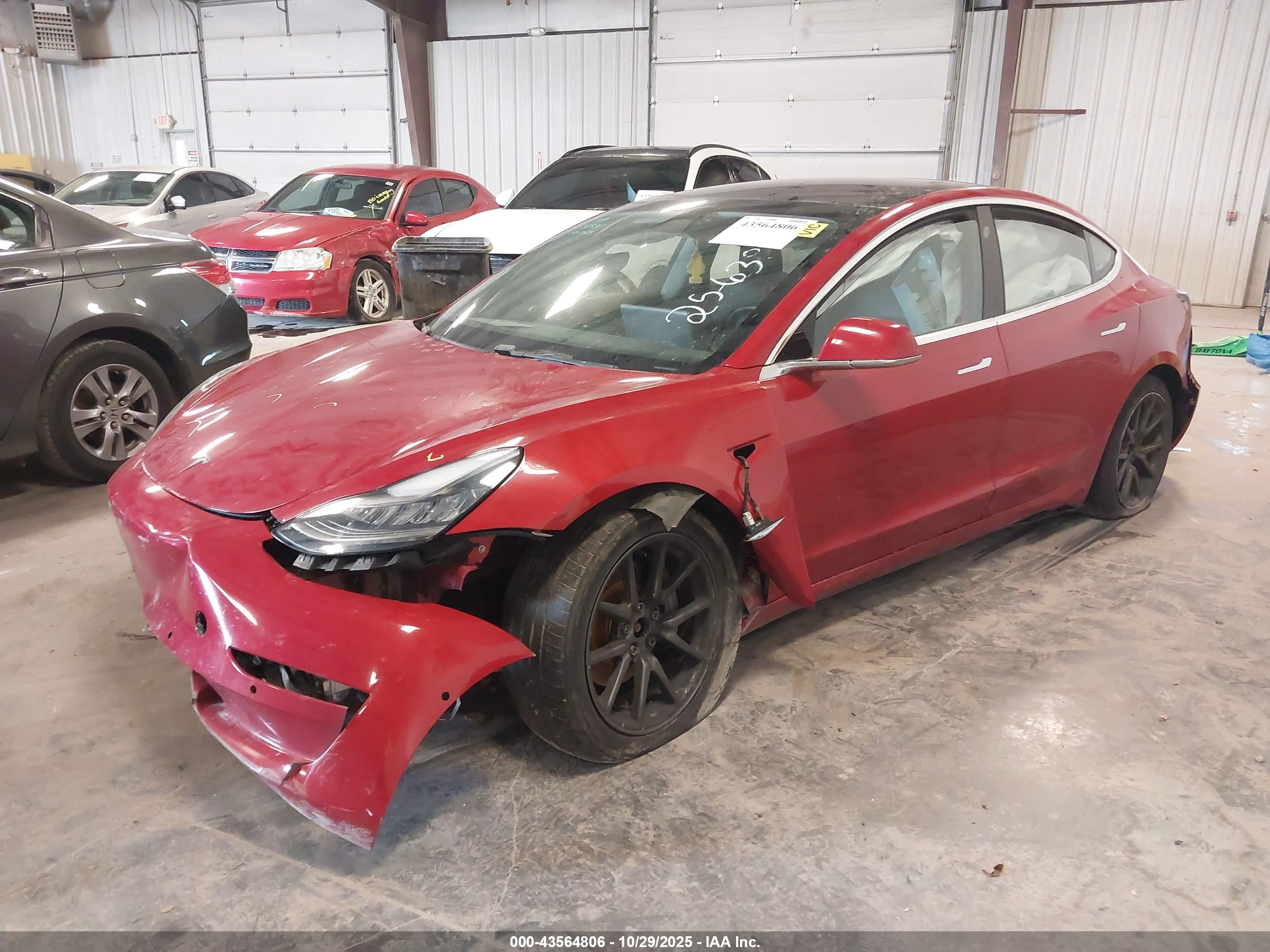TESLA MODEL image 2