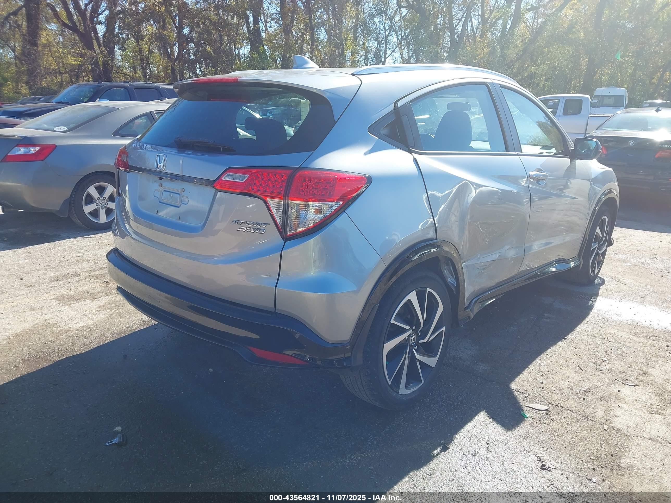HONDA HR-V image 4