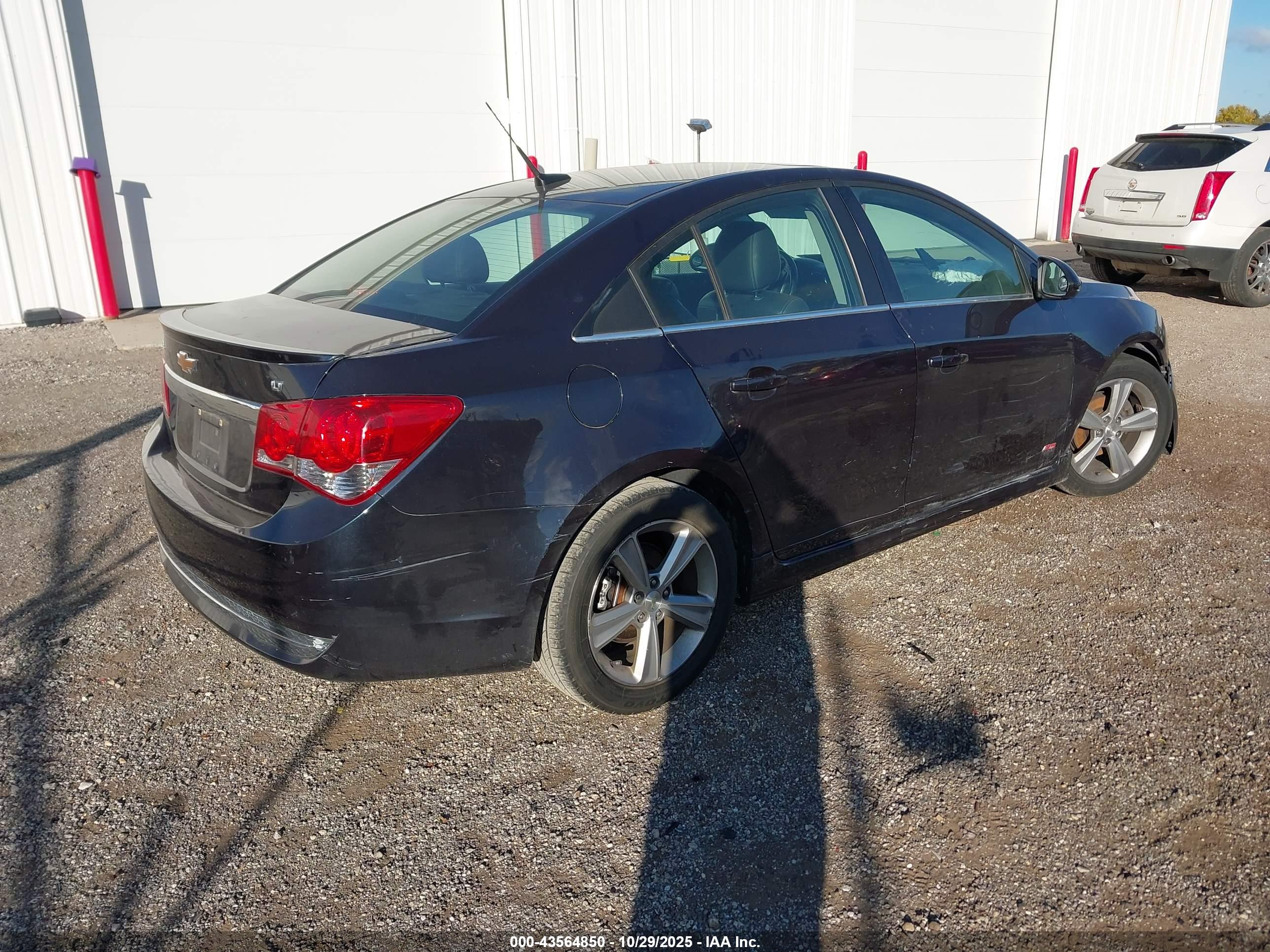 CHEVROLET CRUZE image 4