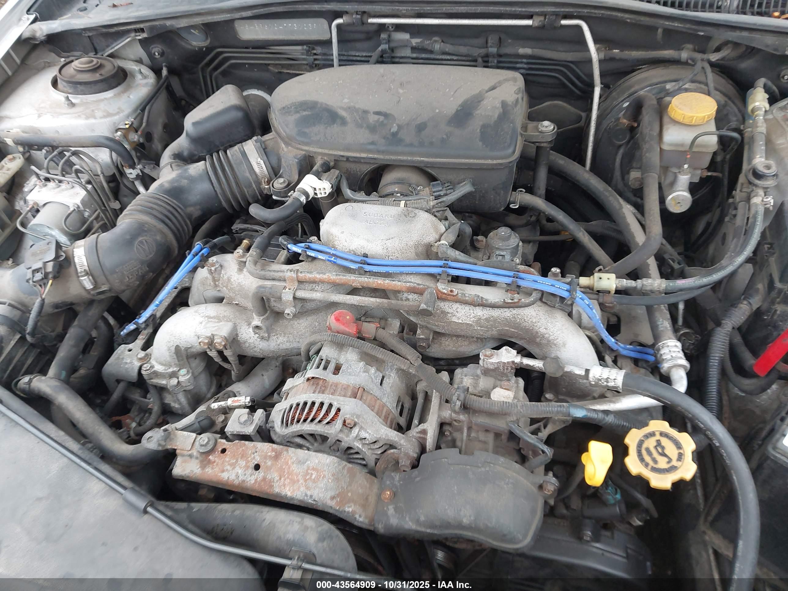 SUBARU OUTBACK image 10