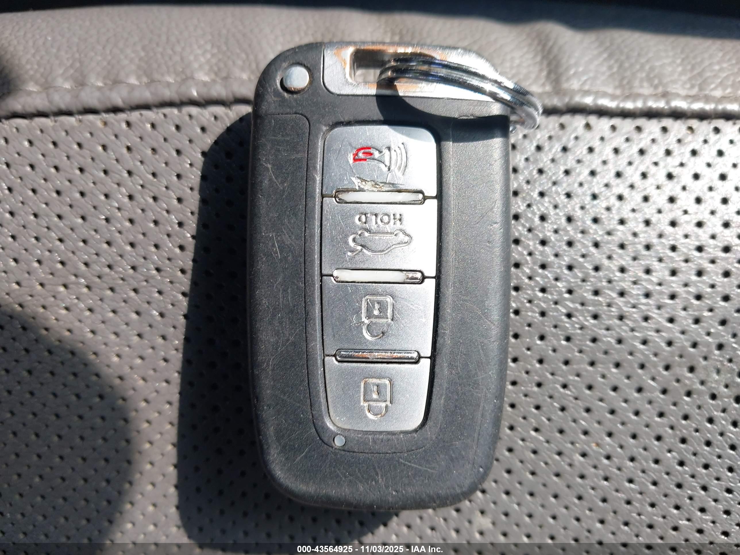 HYUNDAI SONATA image 11