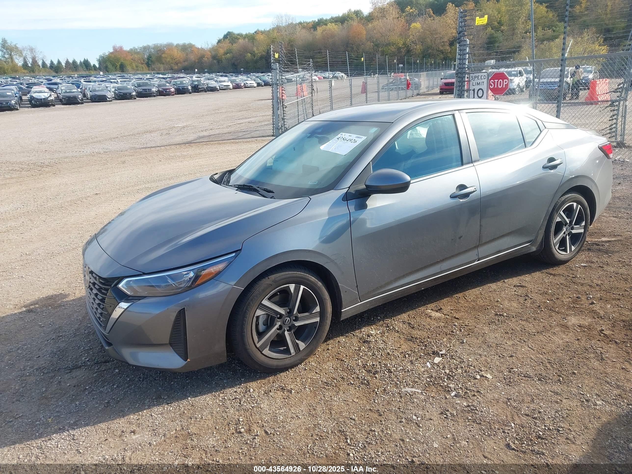 NISSAN SENTRA image 2