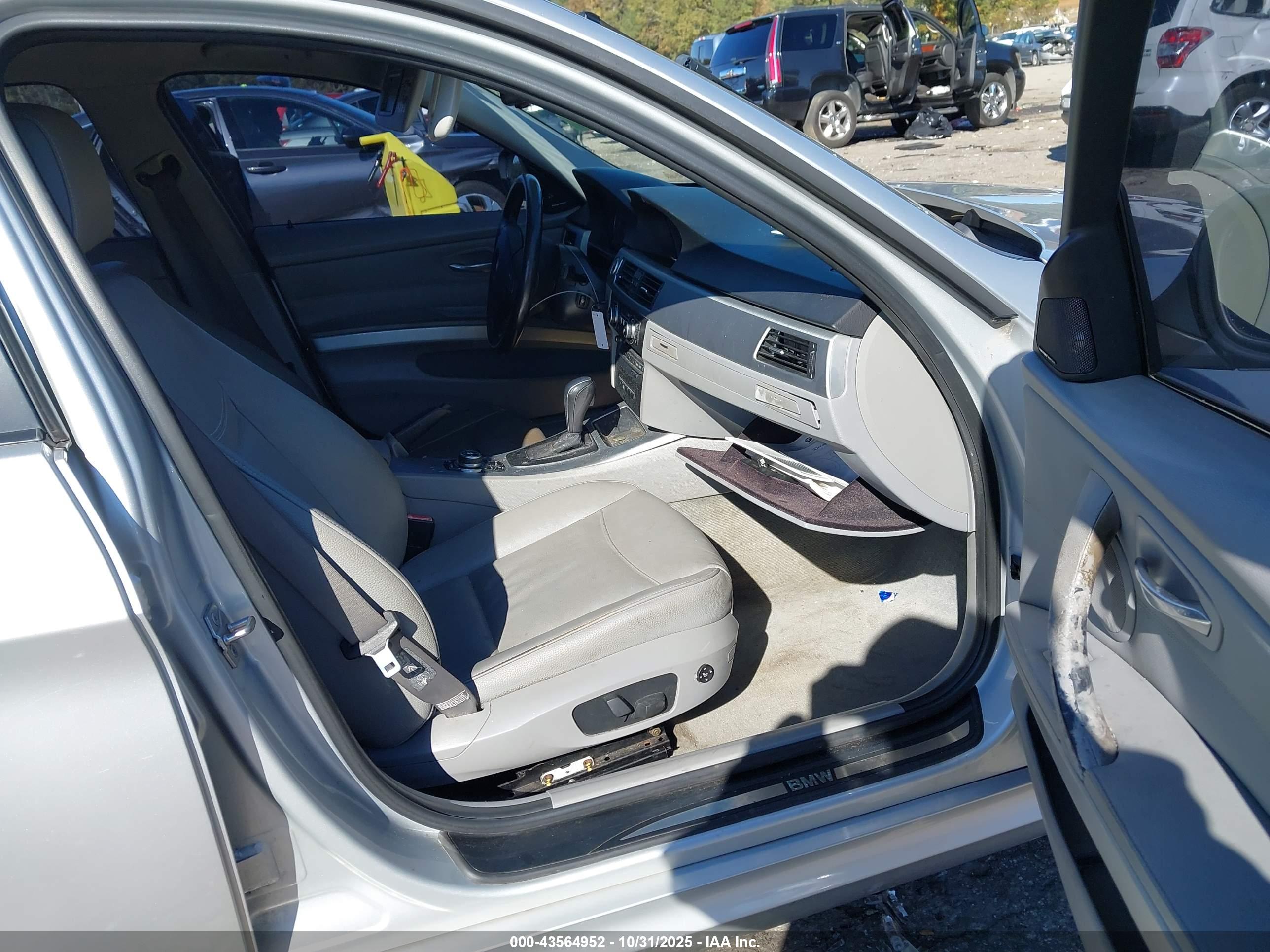 BMW 328I image 5