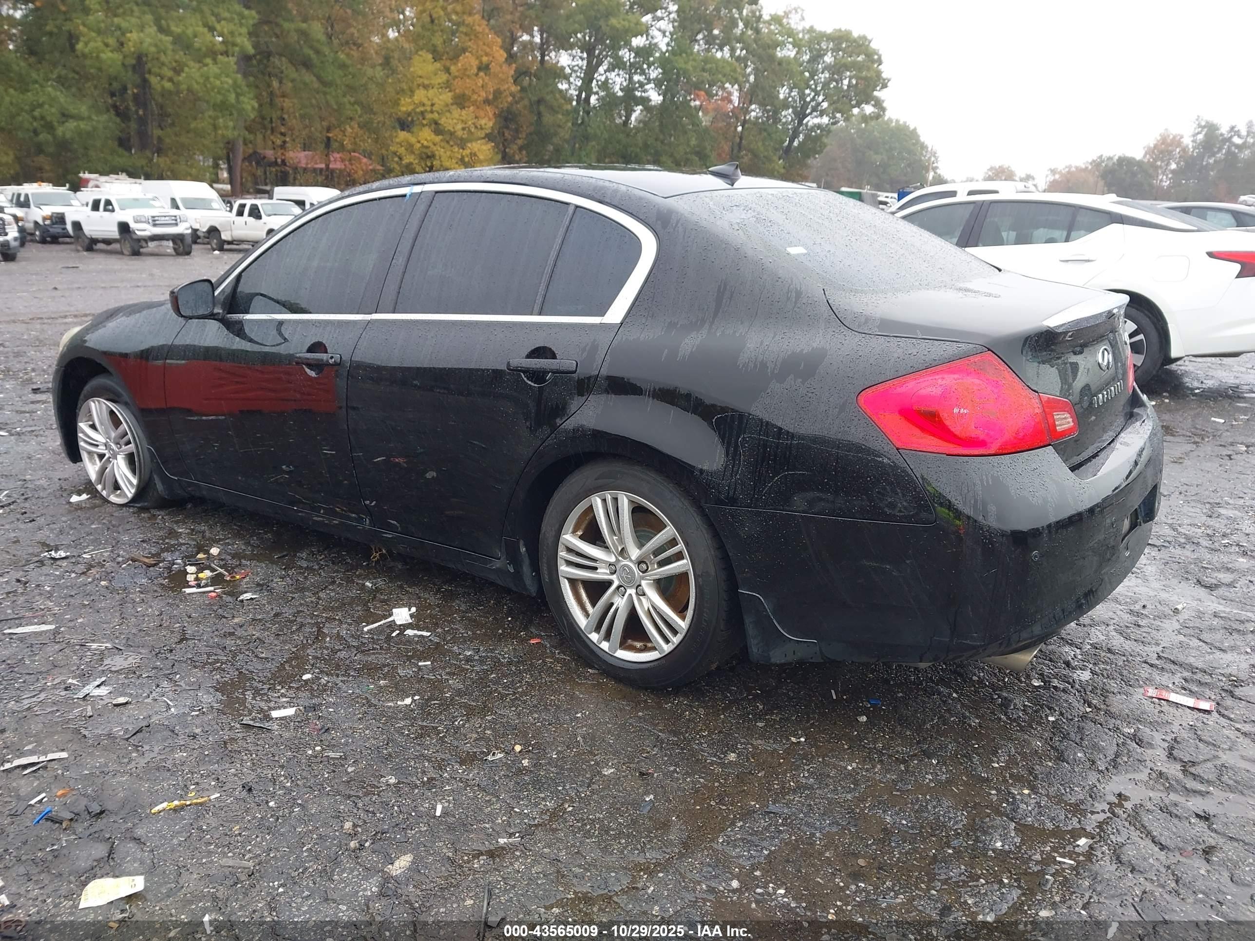 INFINITI G37X image 3