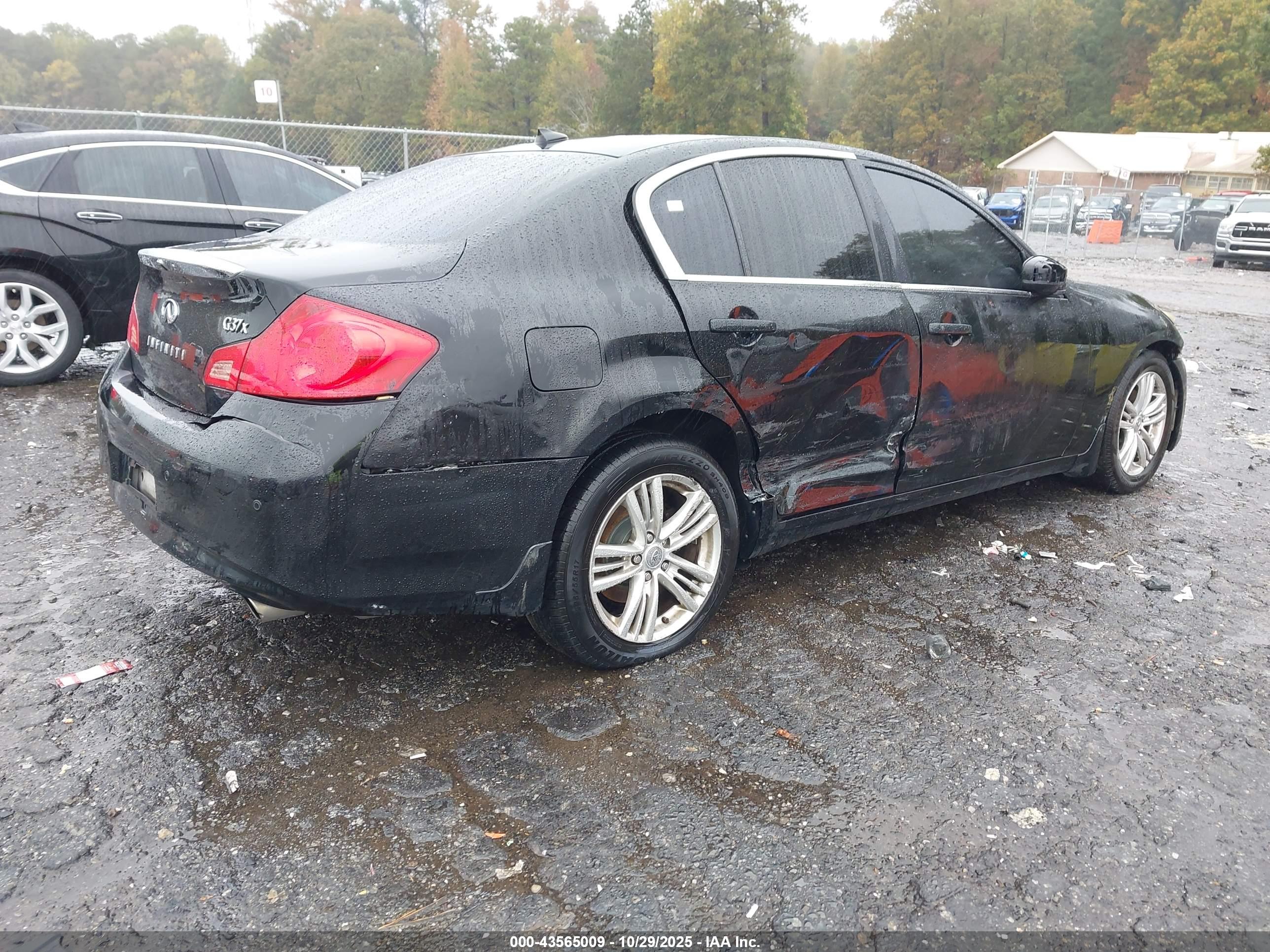 INFINITI G37X image 4