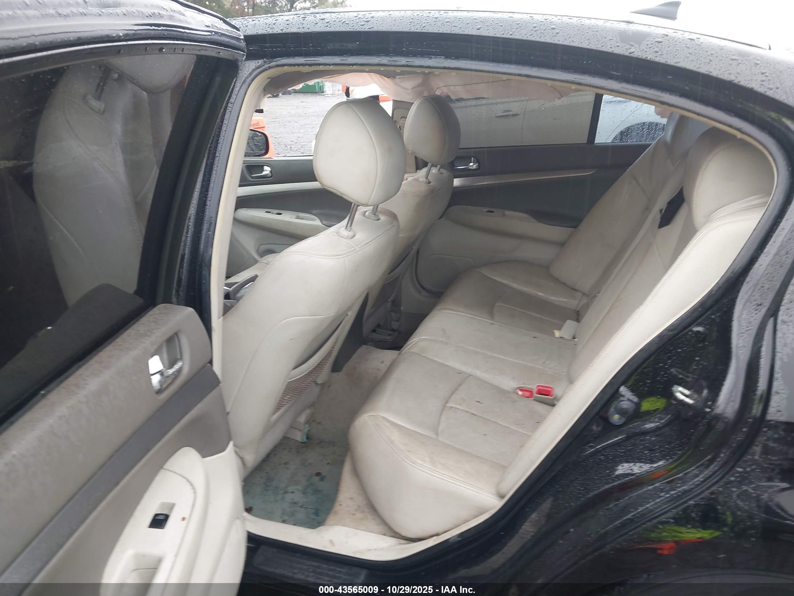 INFINITI G37X image 8