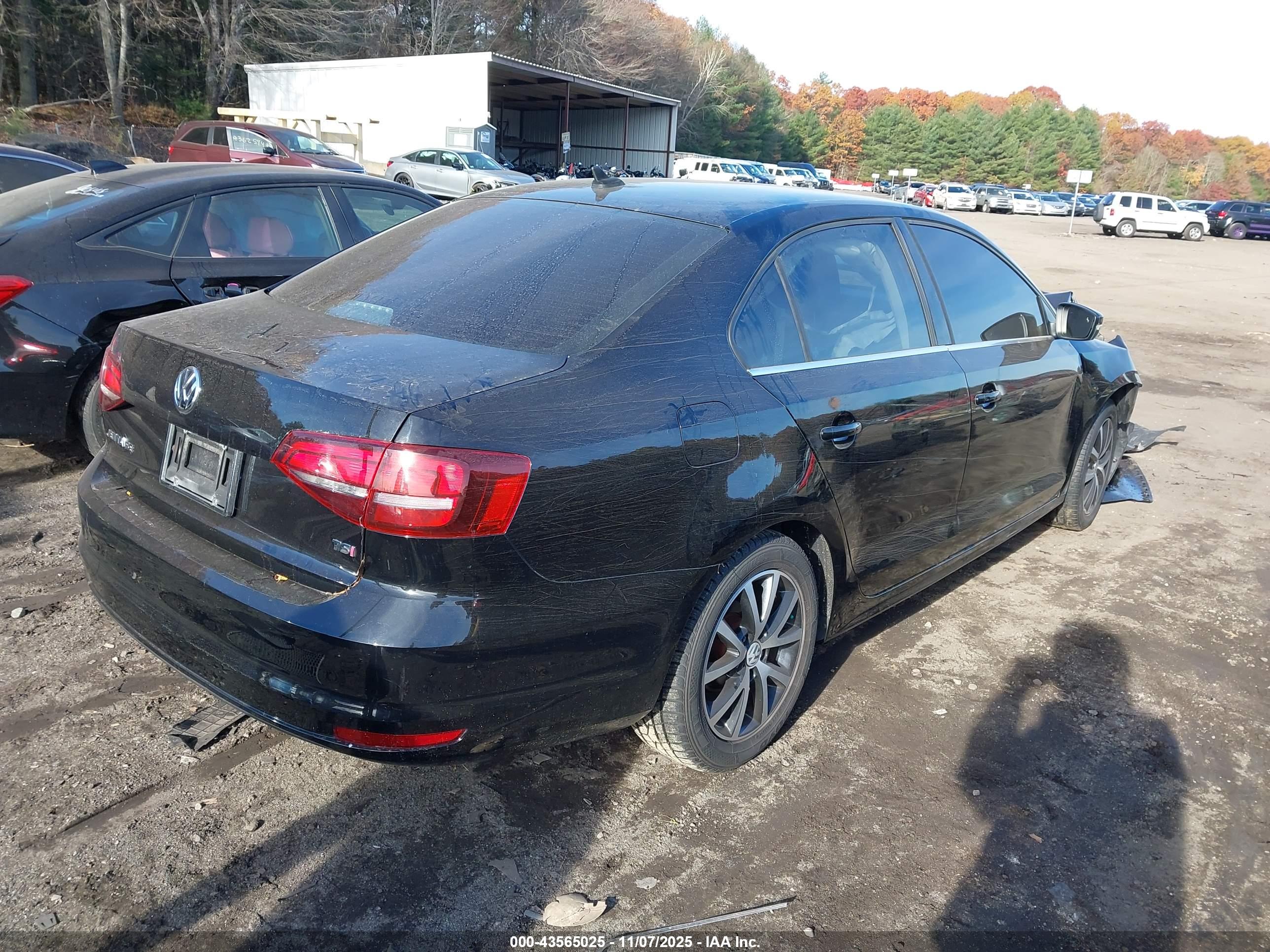 VOLKSWAGEN JETTA image 4