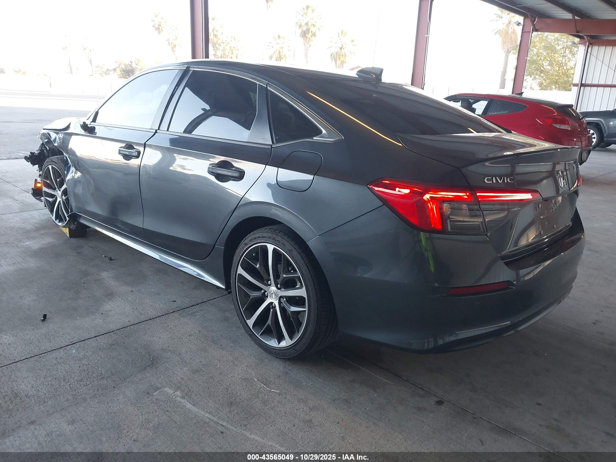 HONDA CIVIC image 3