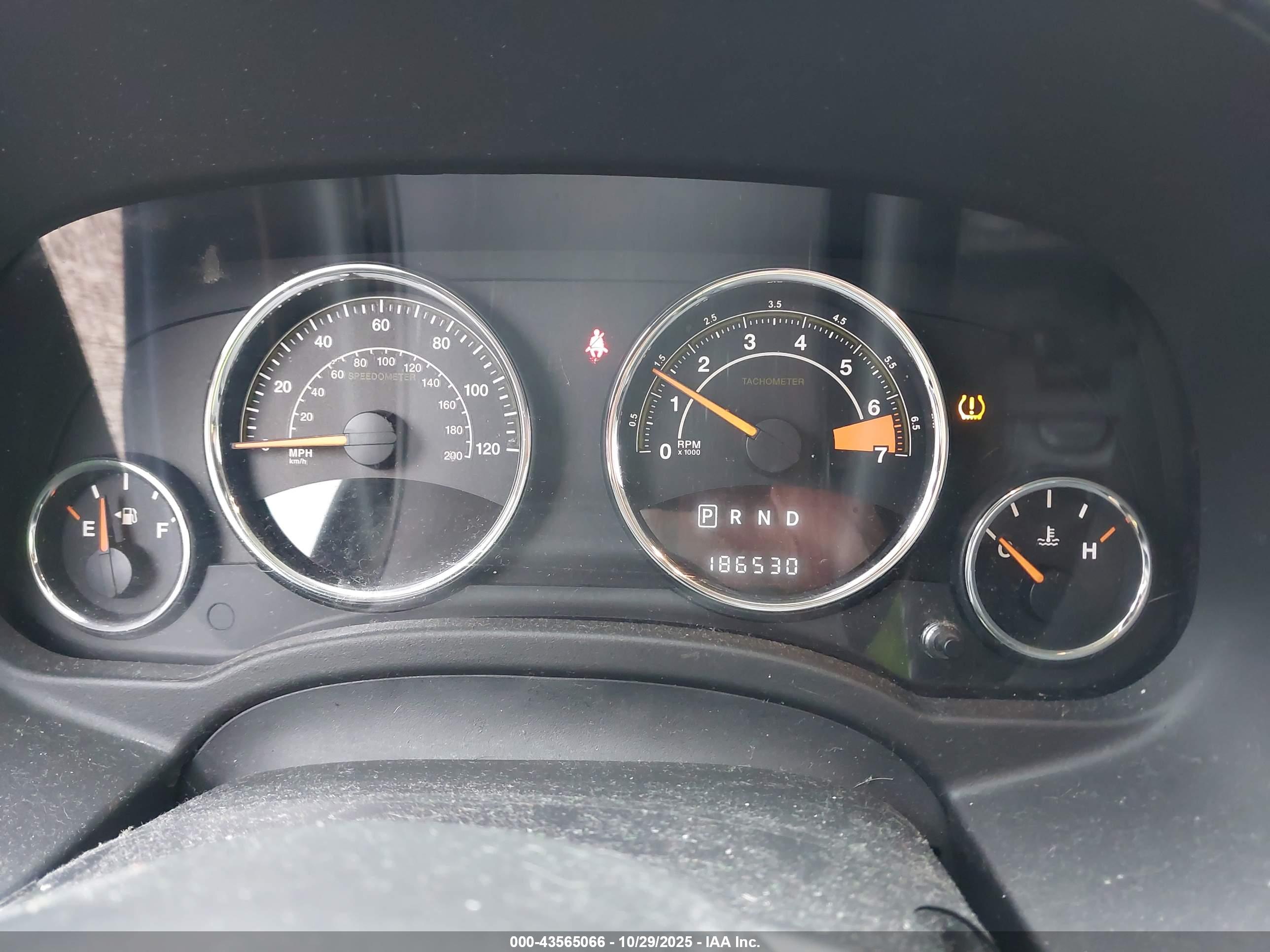 JEEP COMPASS image 7