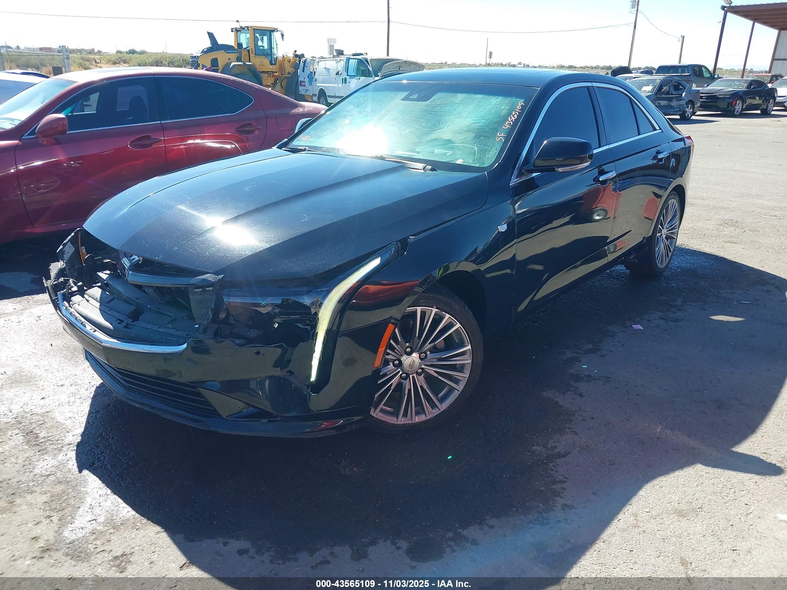 CADILLAC CT4 image 2