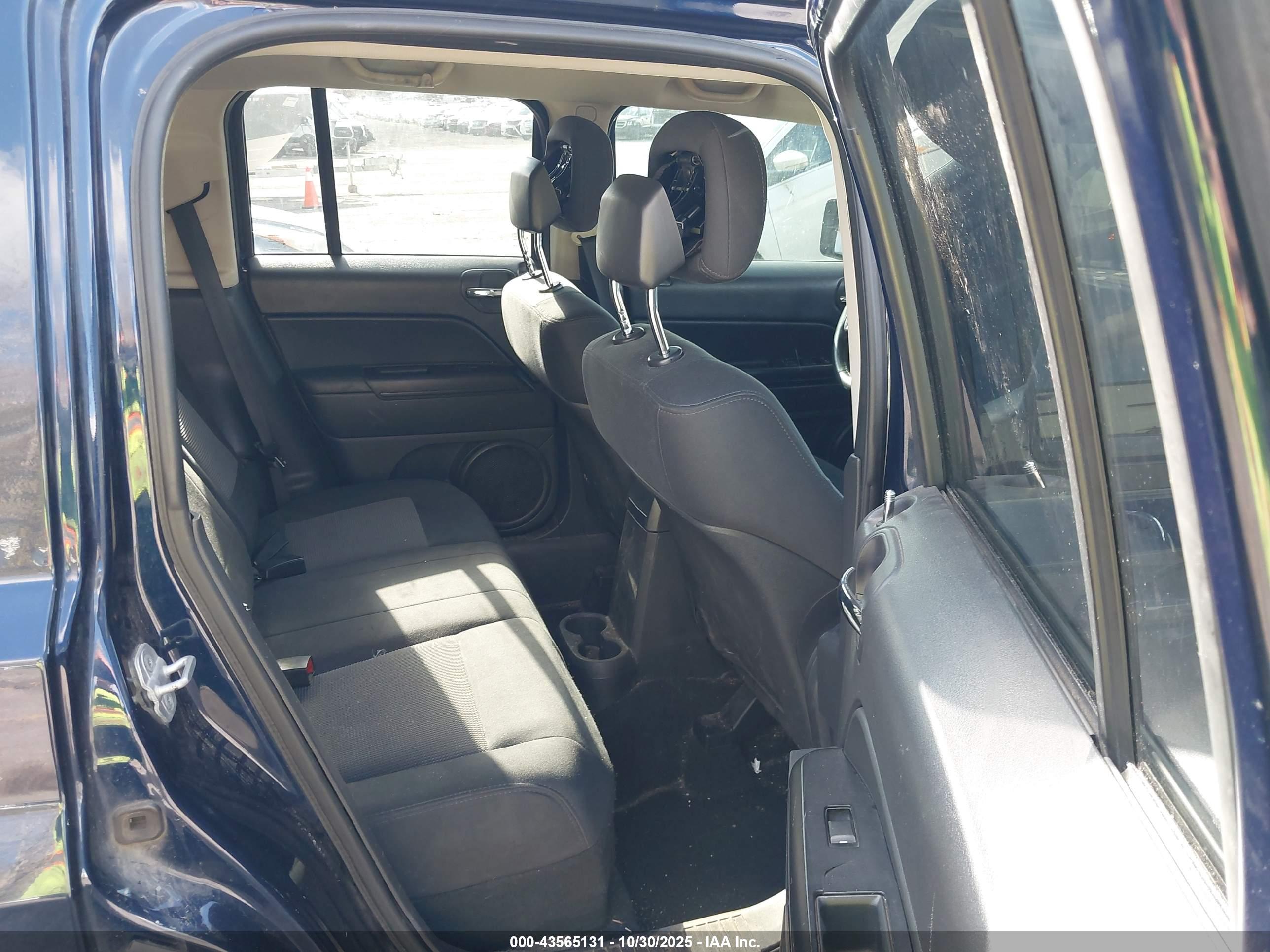 JEEP PATRIOT image 8