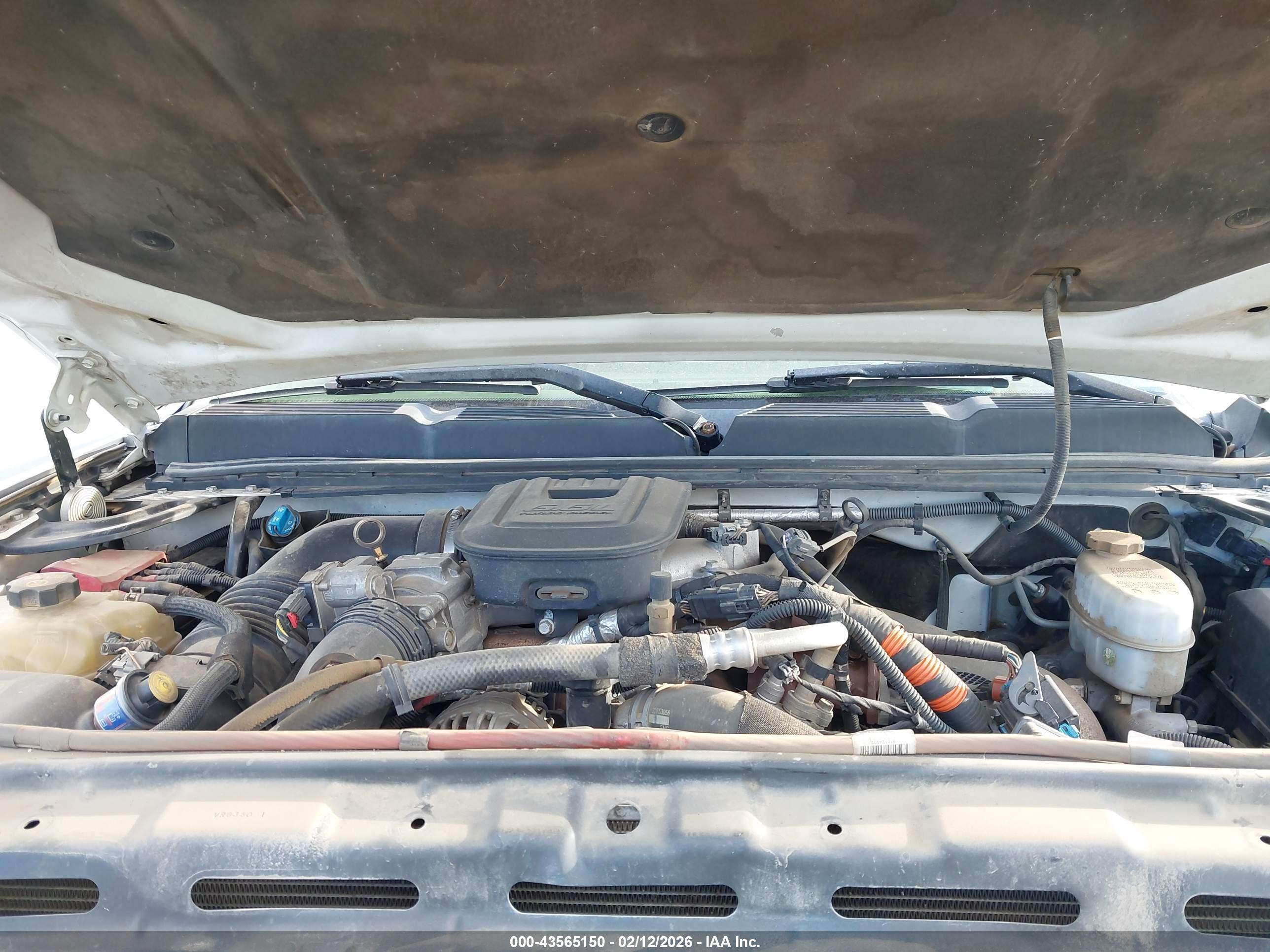 CHEVROLET SILVERADO image 10