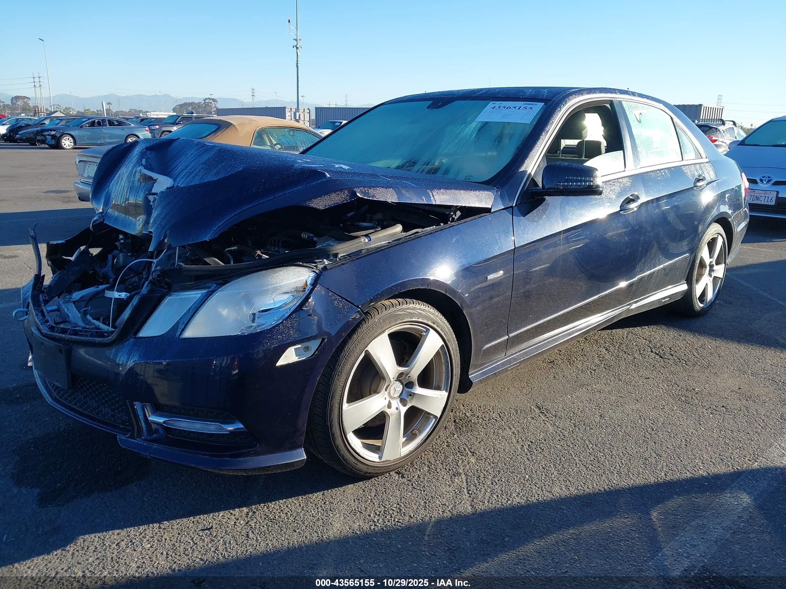 MERCEDES-BENZ E image 2
