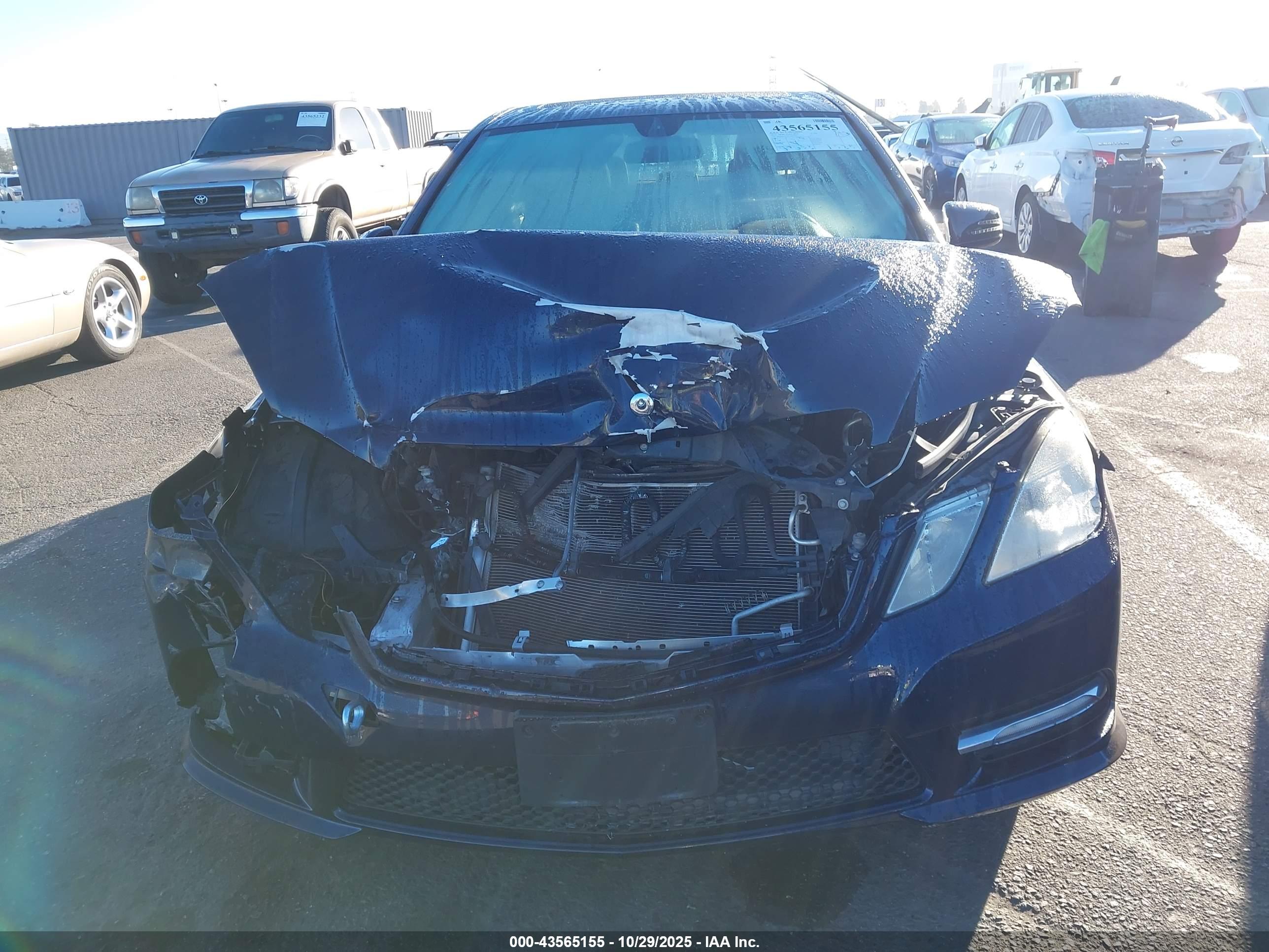 MERCEDES-BENZ E image 6