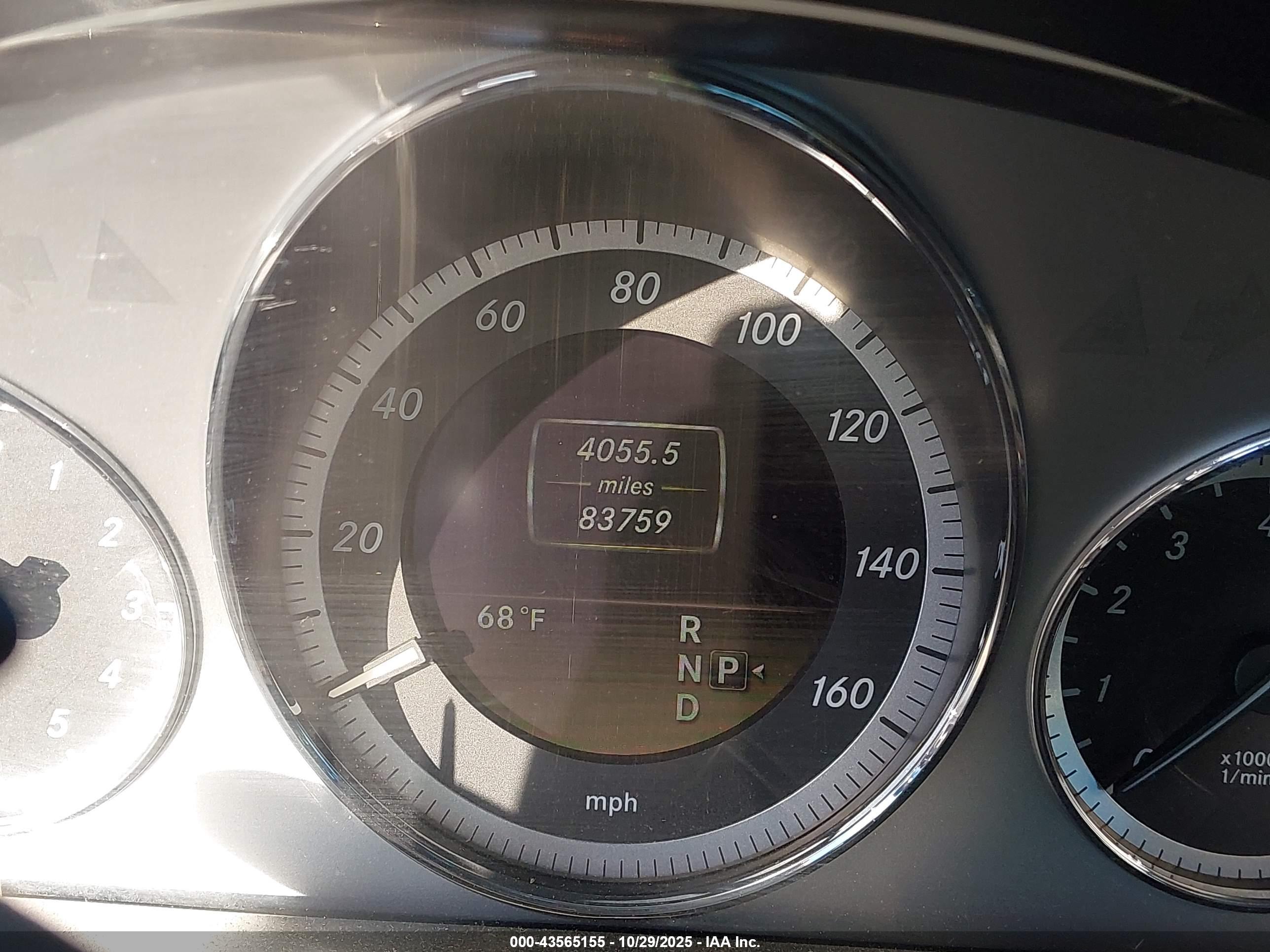 MERCEDES-BENZ E image 7