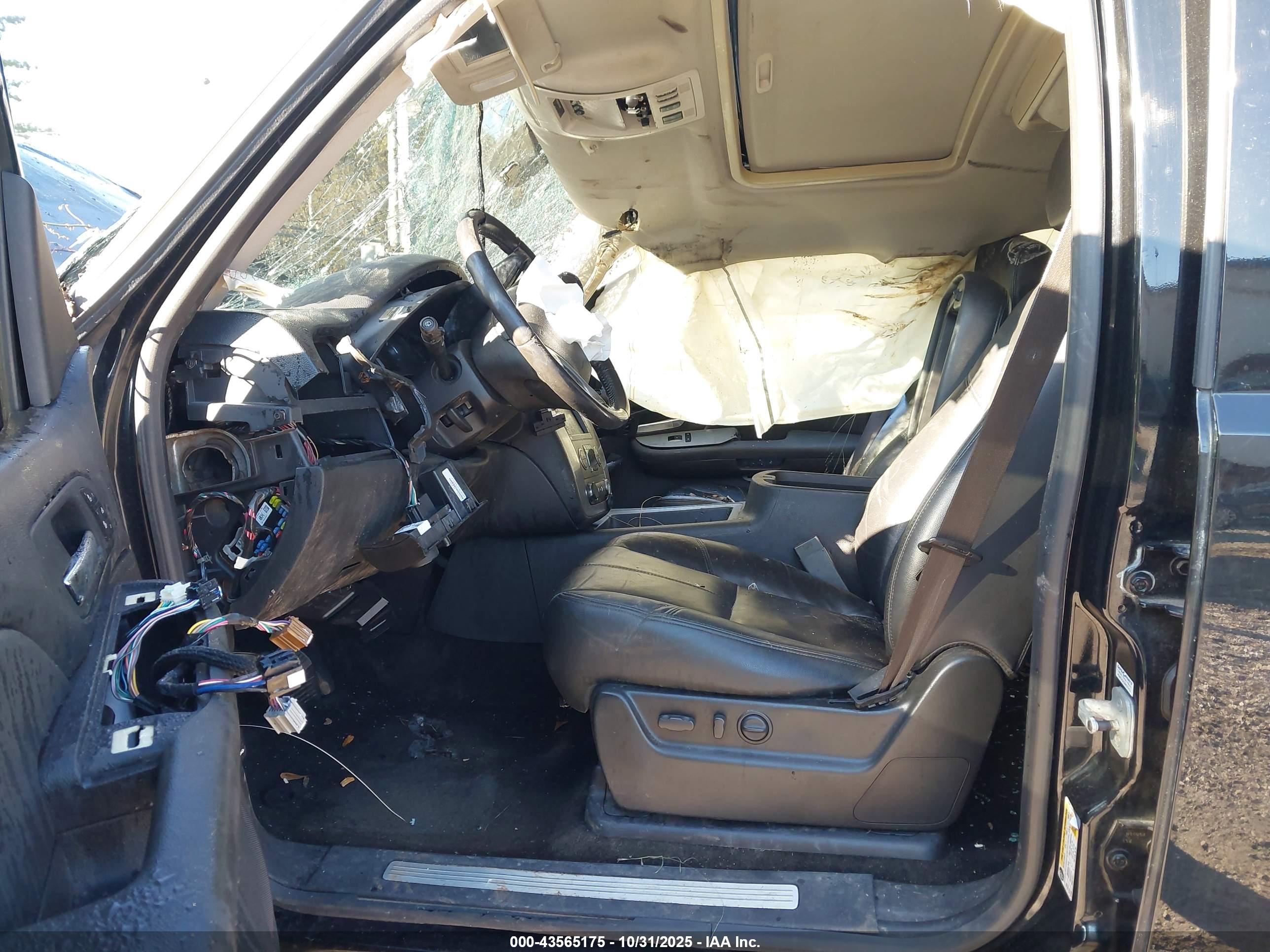 CHEVROLET TAHOE image 5