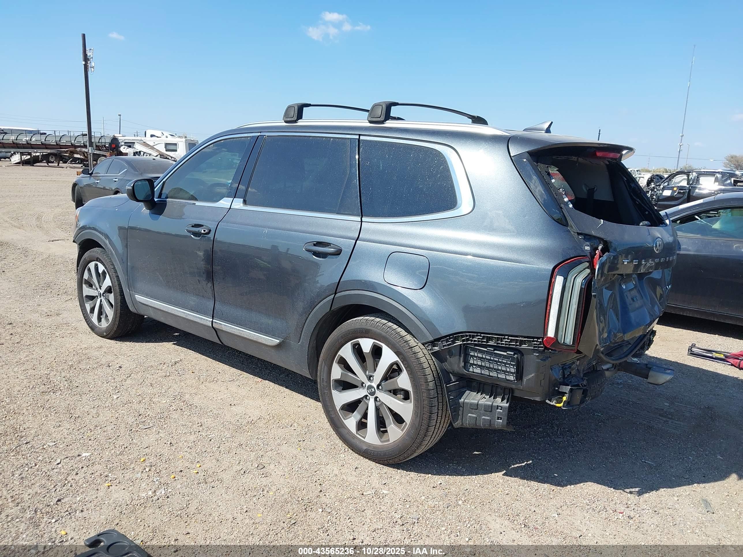 KIA TELLURIDE image 3