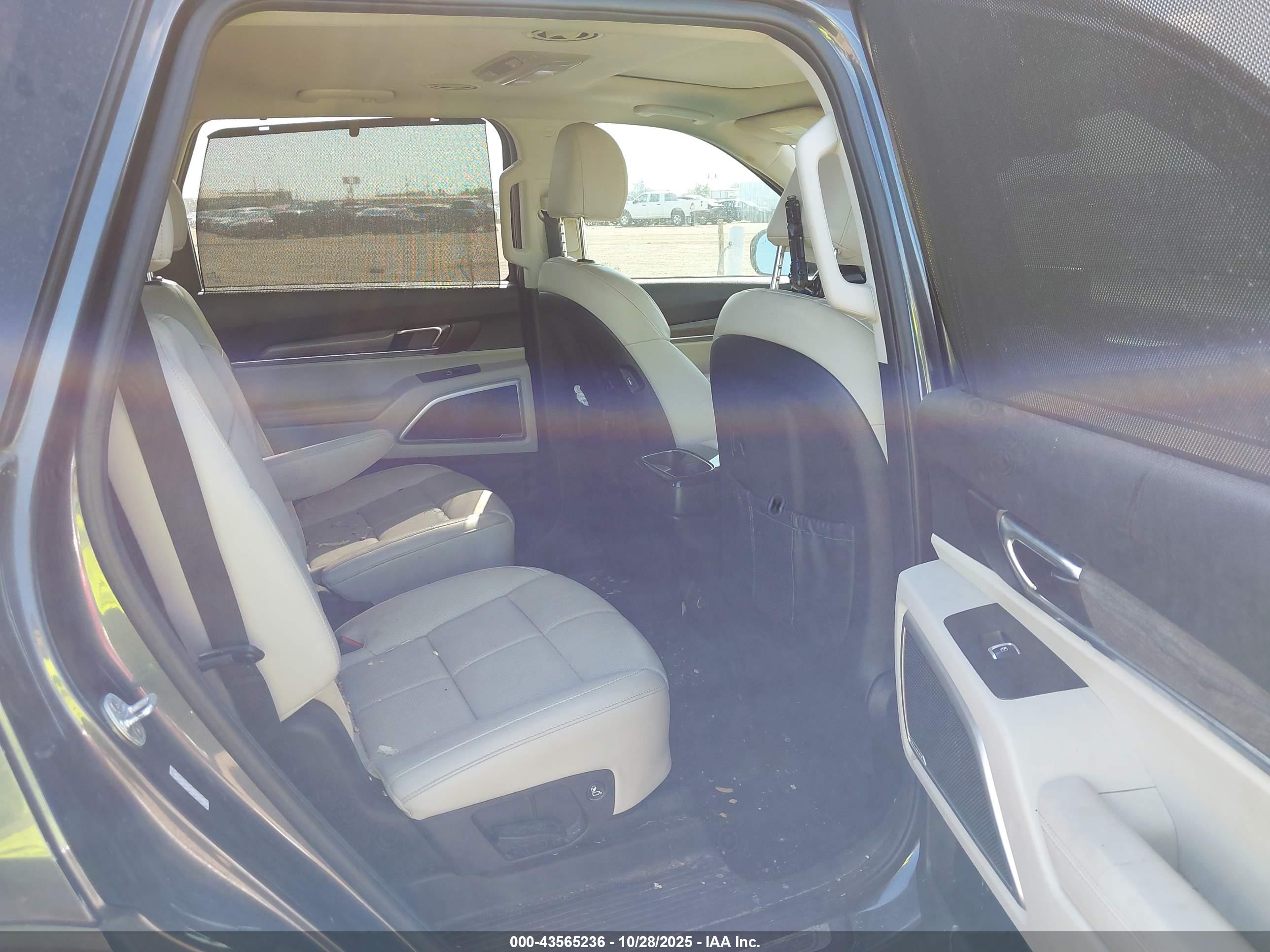KIA TELLURIDE image 8