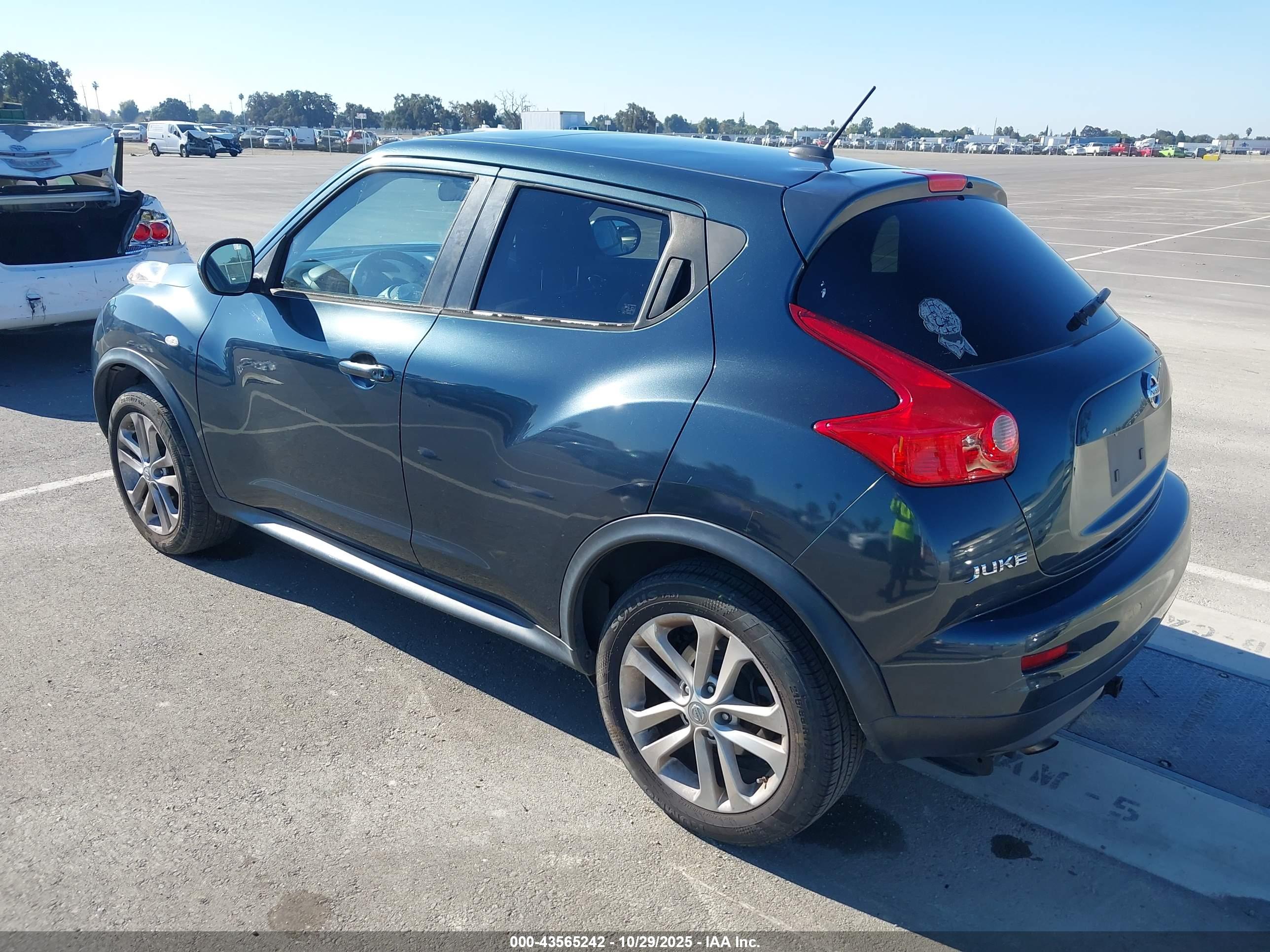 NISSAN JUKE image 3