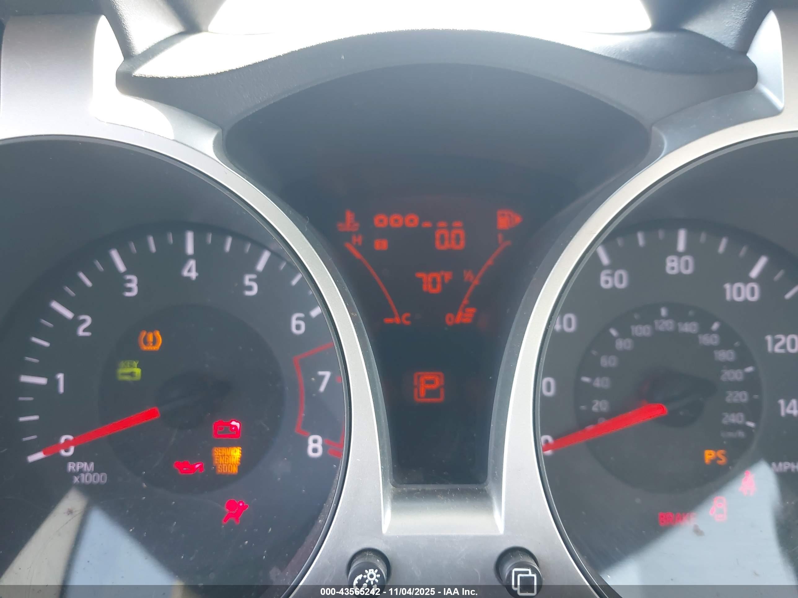 NISSAN JUKE image 7