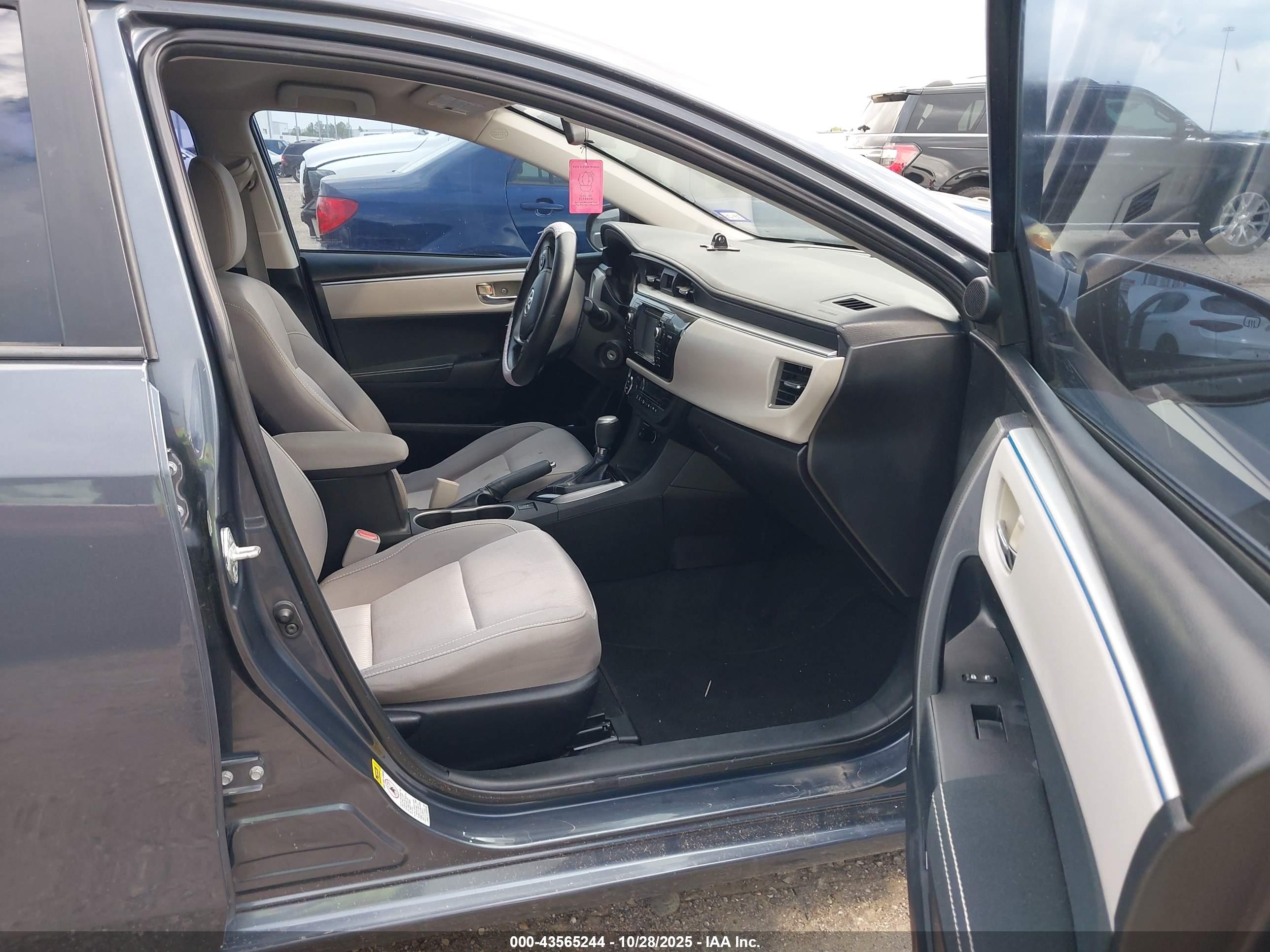 TOYOTA COROLLA image 5