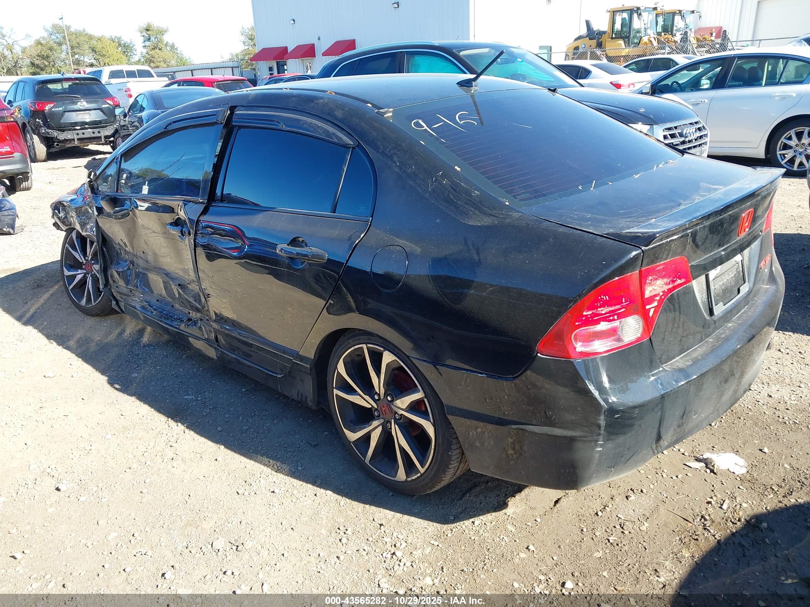 HONDA CIVIC image 3
