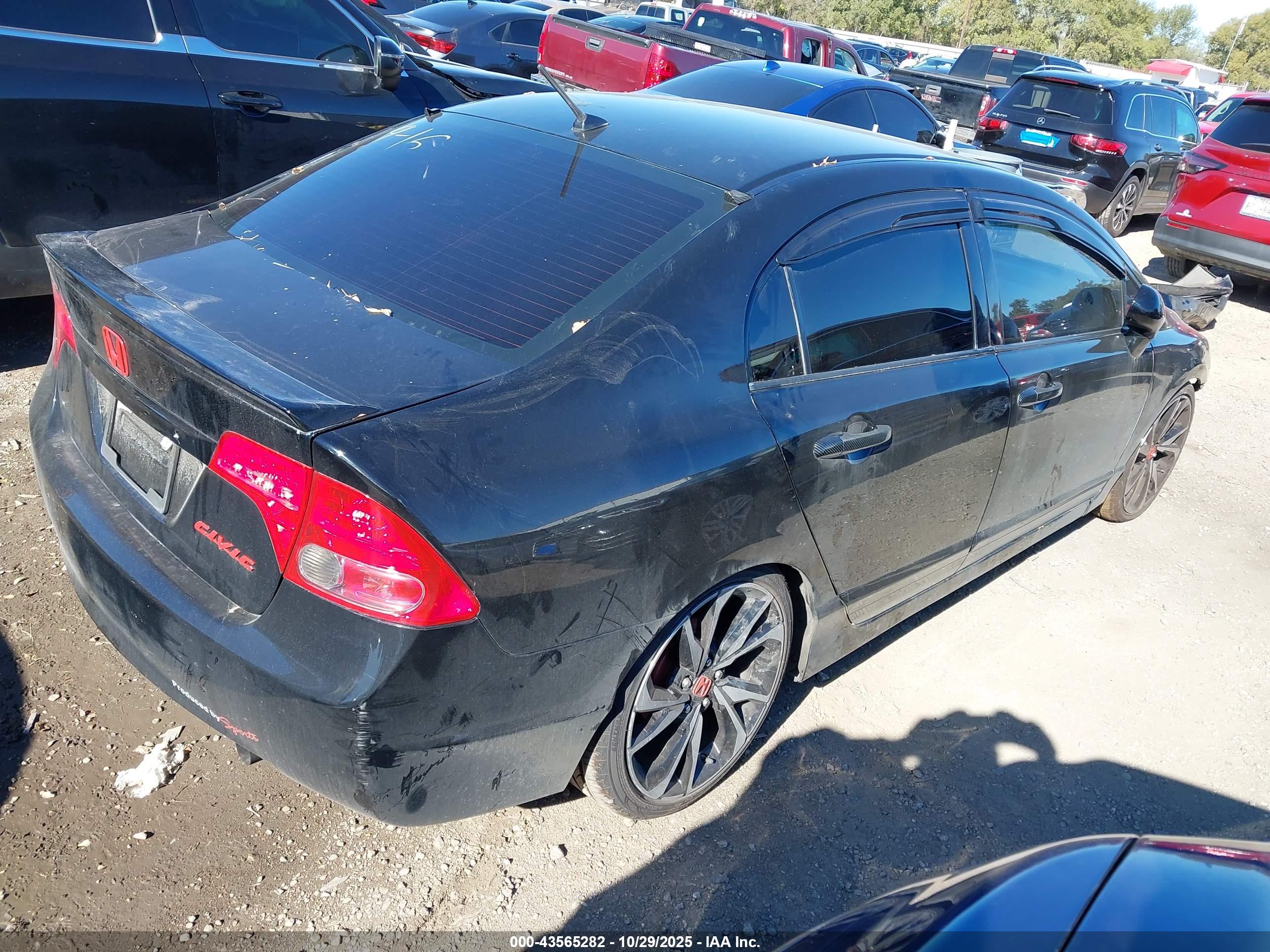HONDA CIVIC image 4