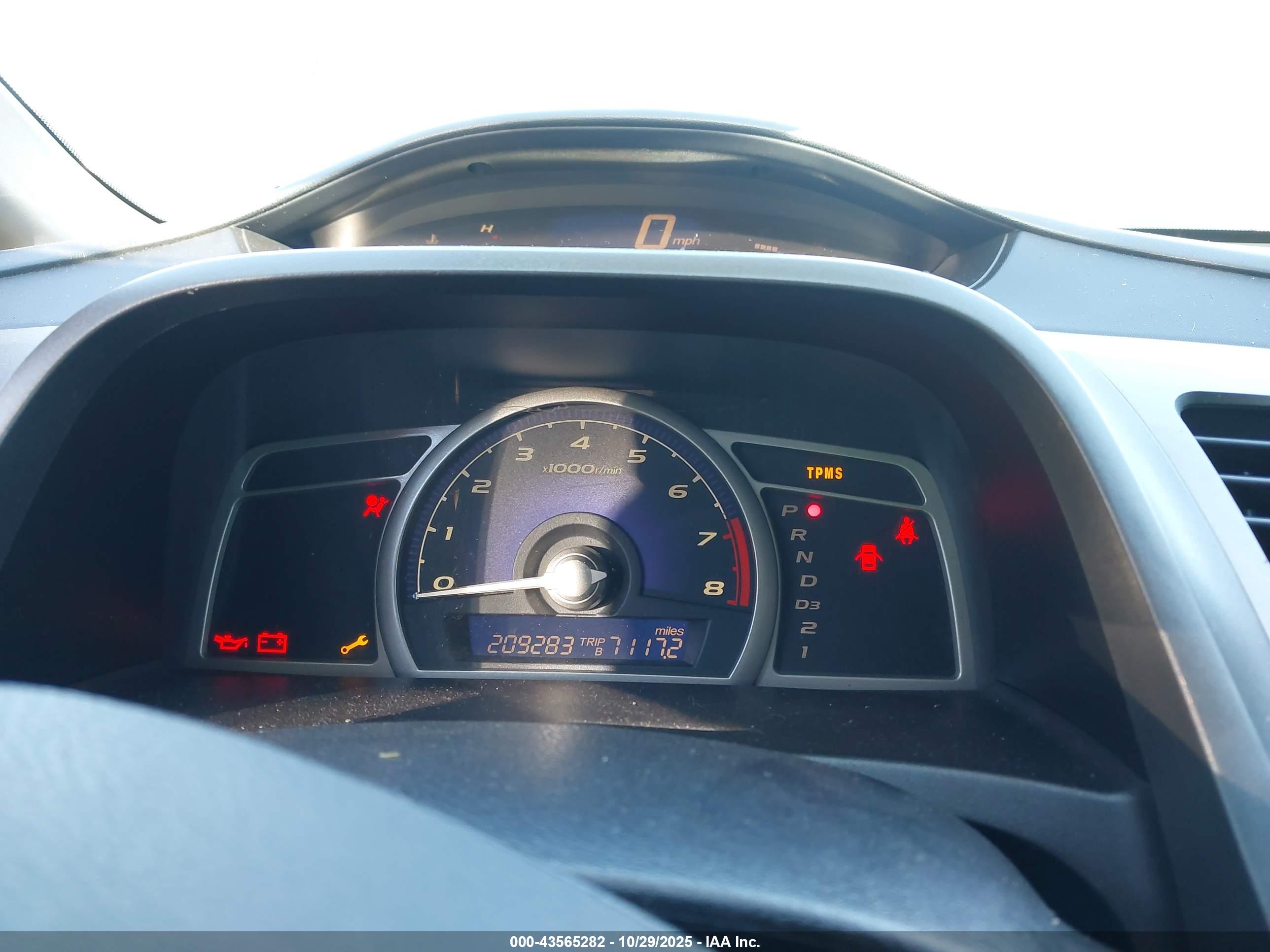 HONDA CIVIC image 7