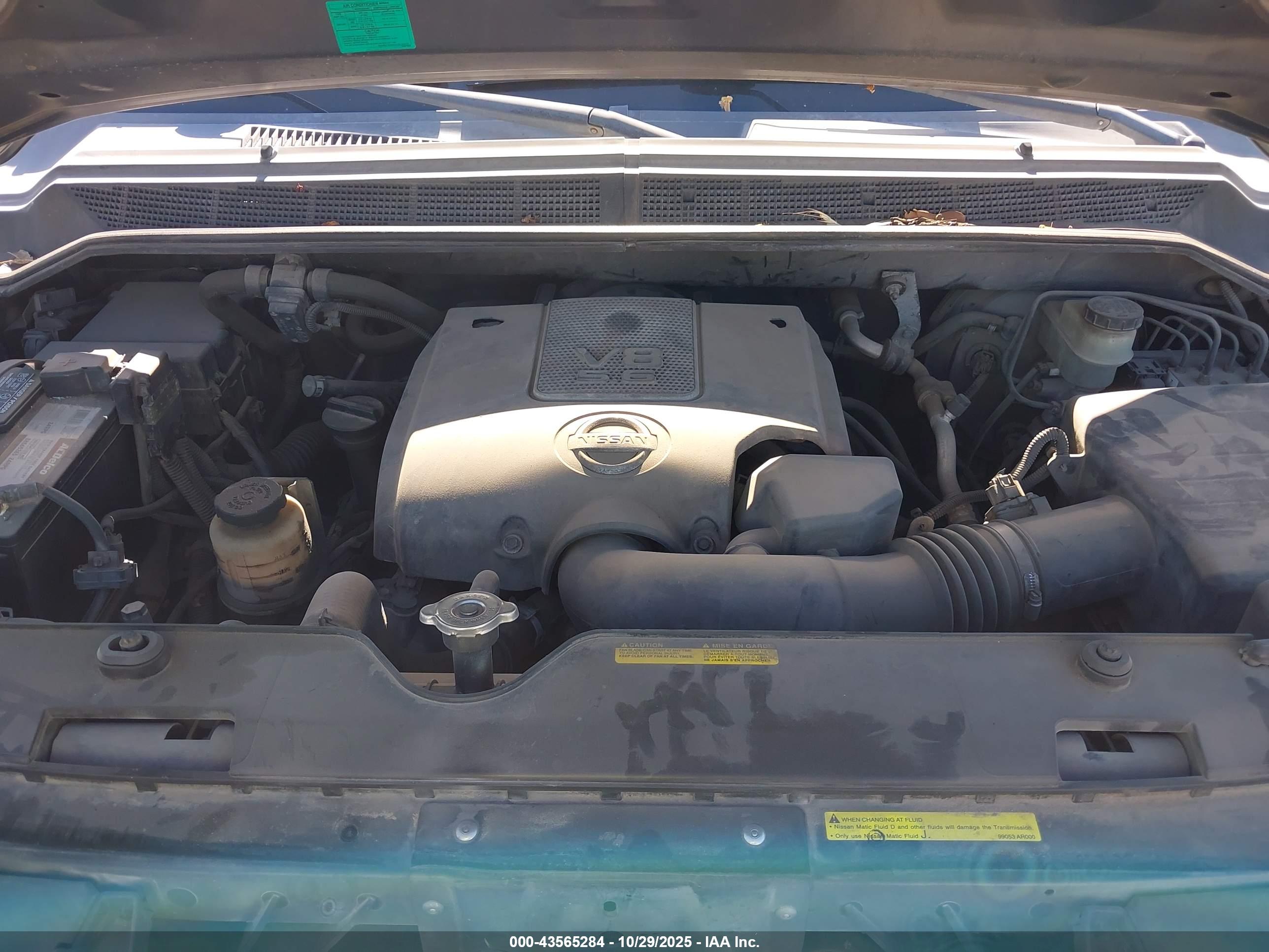NISSAN TITAN image 10